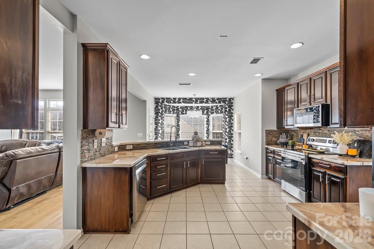 Mt Isle Harbor - Residential