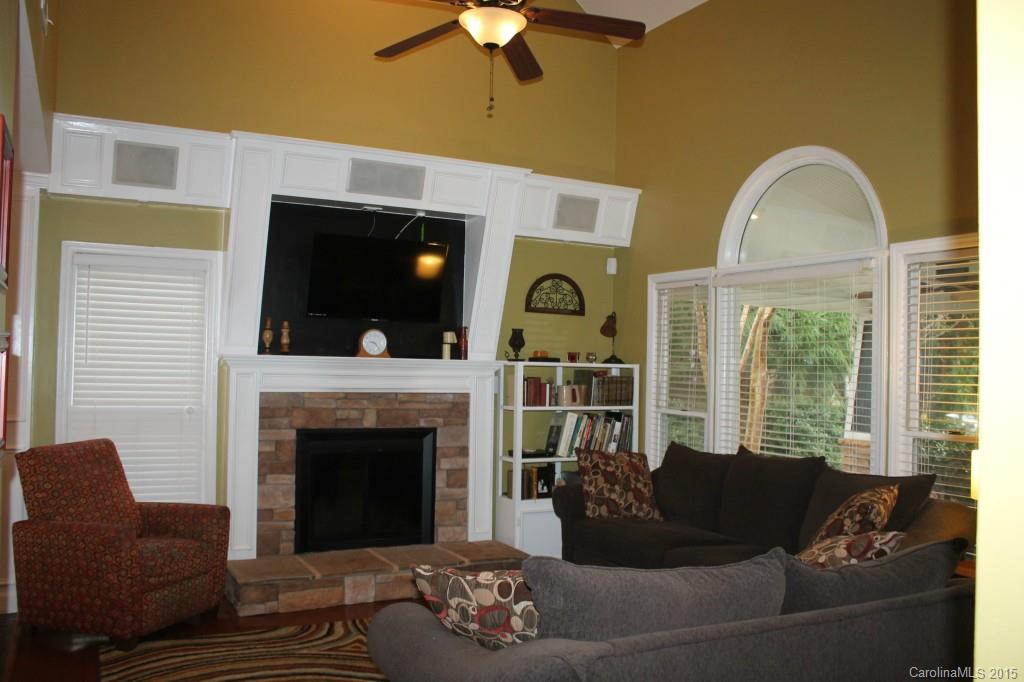 Tega Cay - Residential