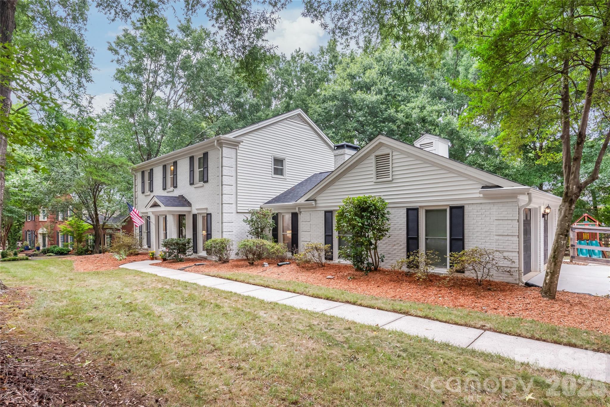 8711 Houston Ridge Road