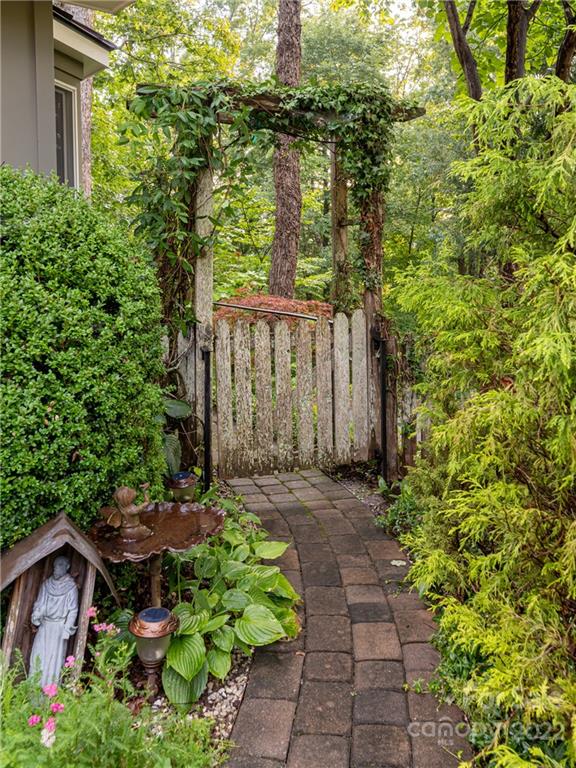 Sugar Hollow - Residential