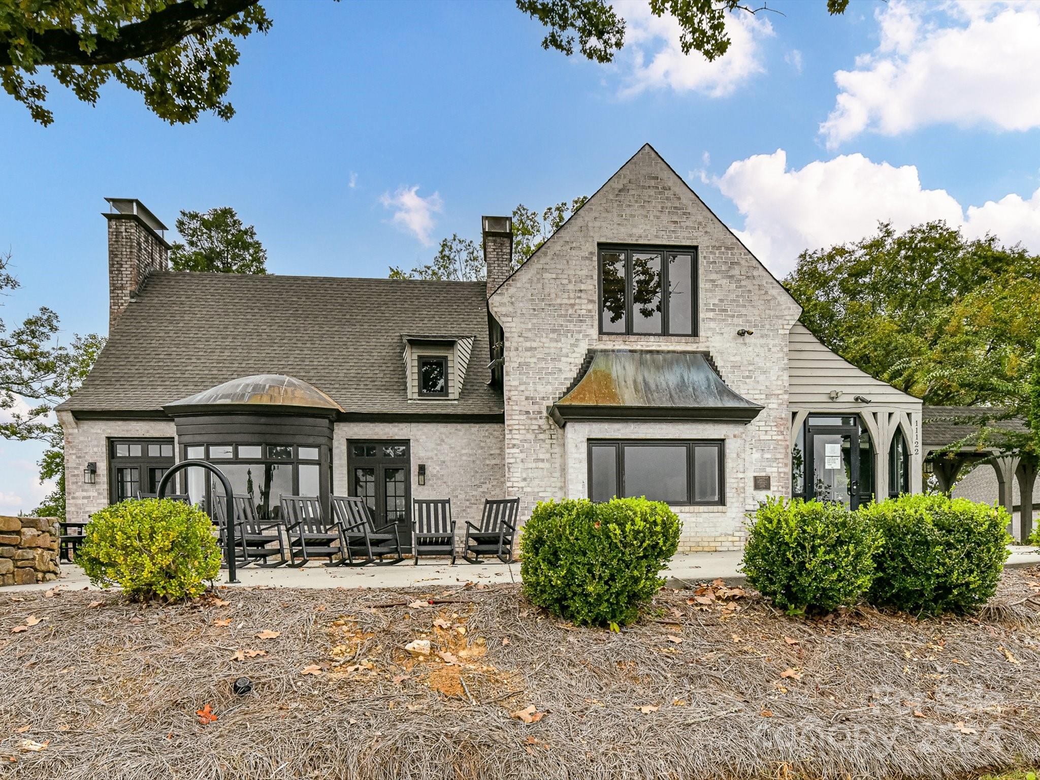 Chateau - Residential