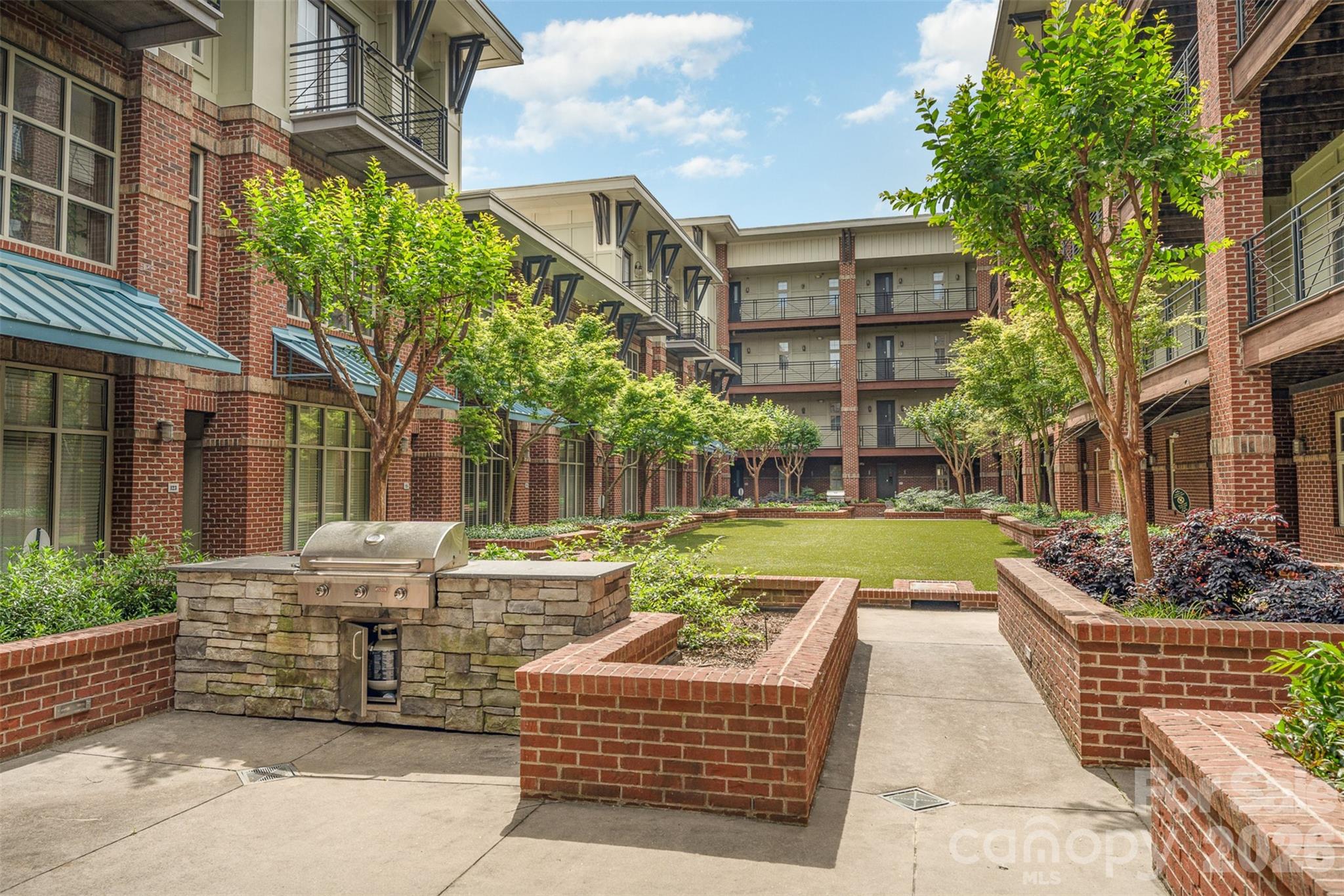 First Row Condominium - Residential