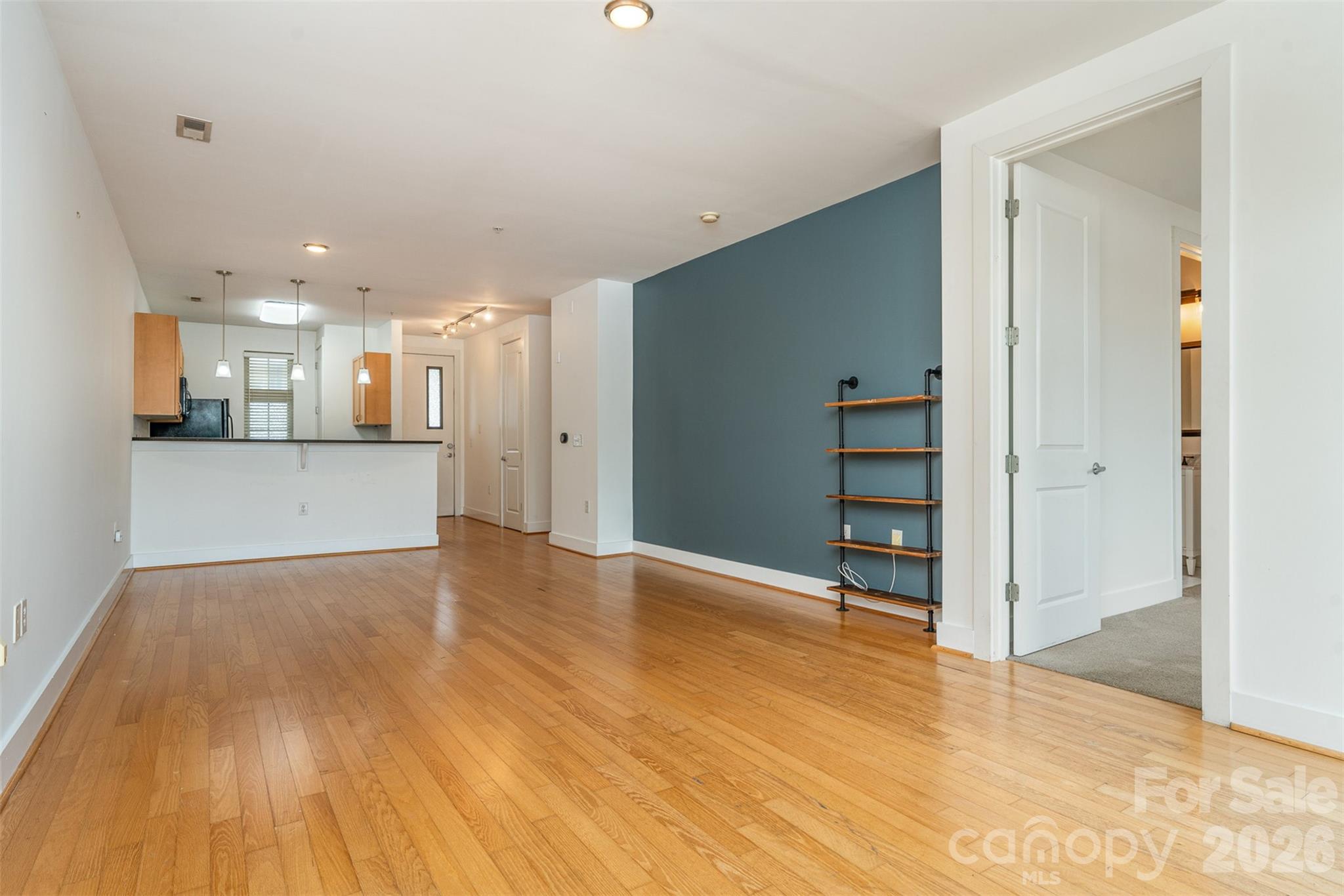 1101 W 1st Street 307