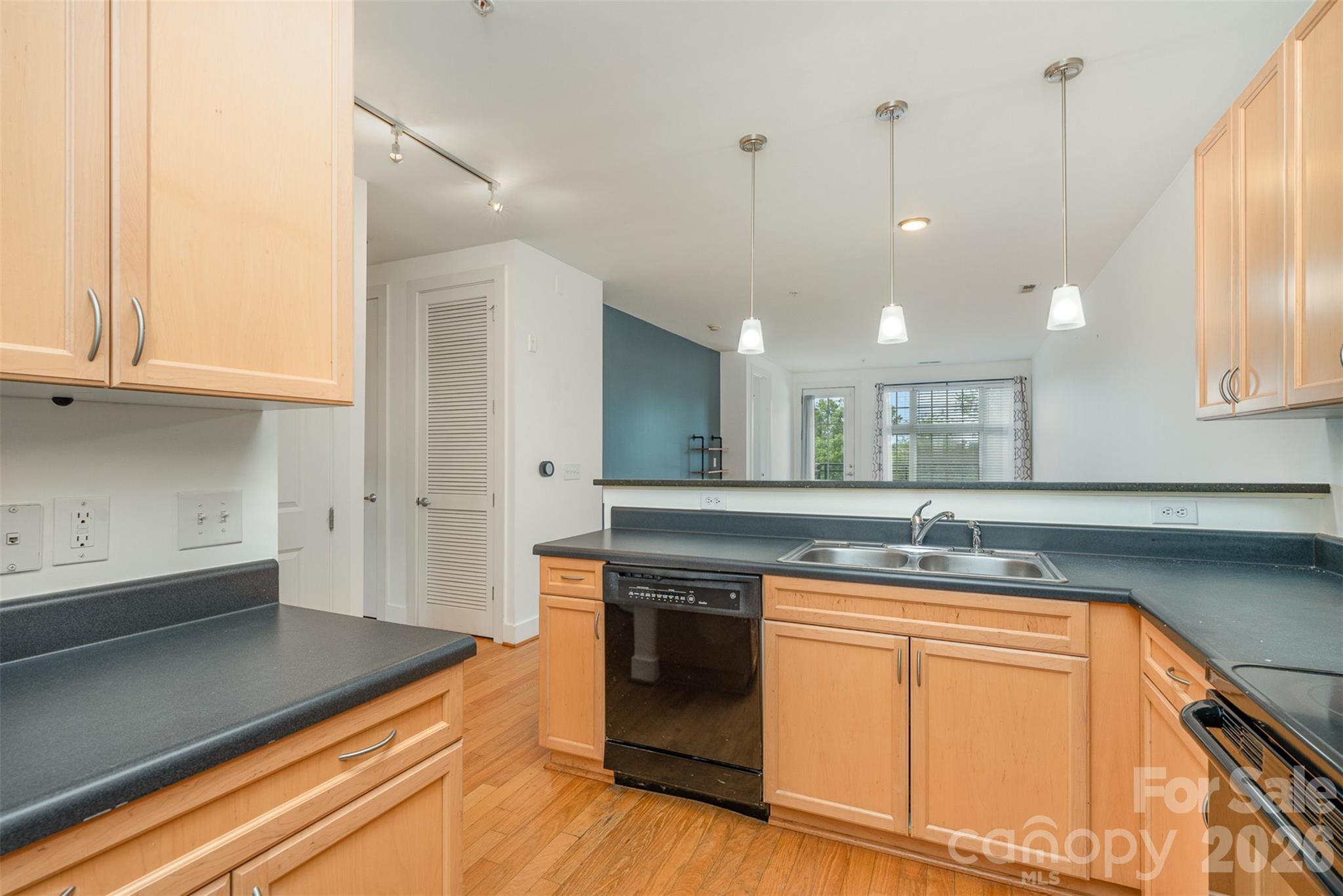 First Row Condominium - Residential