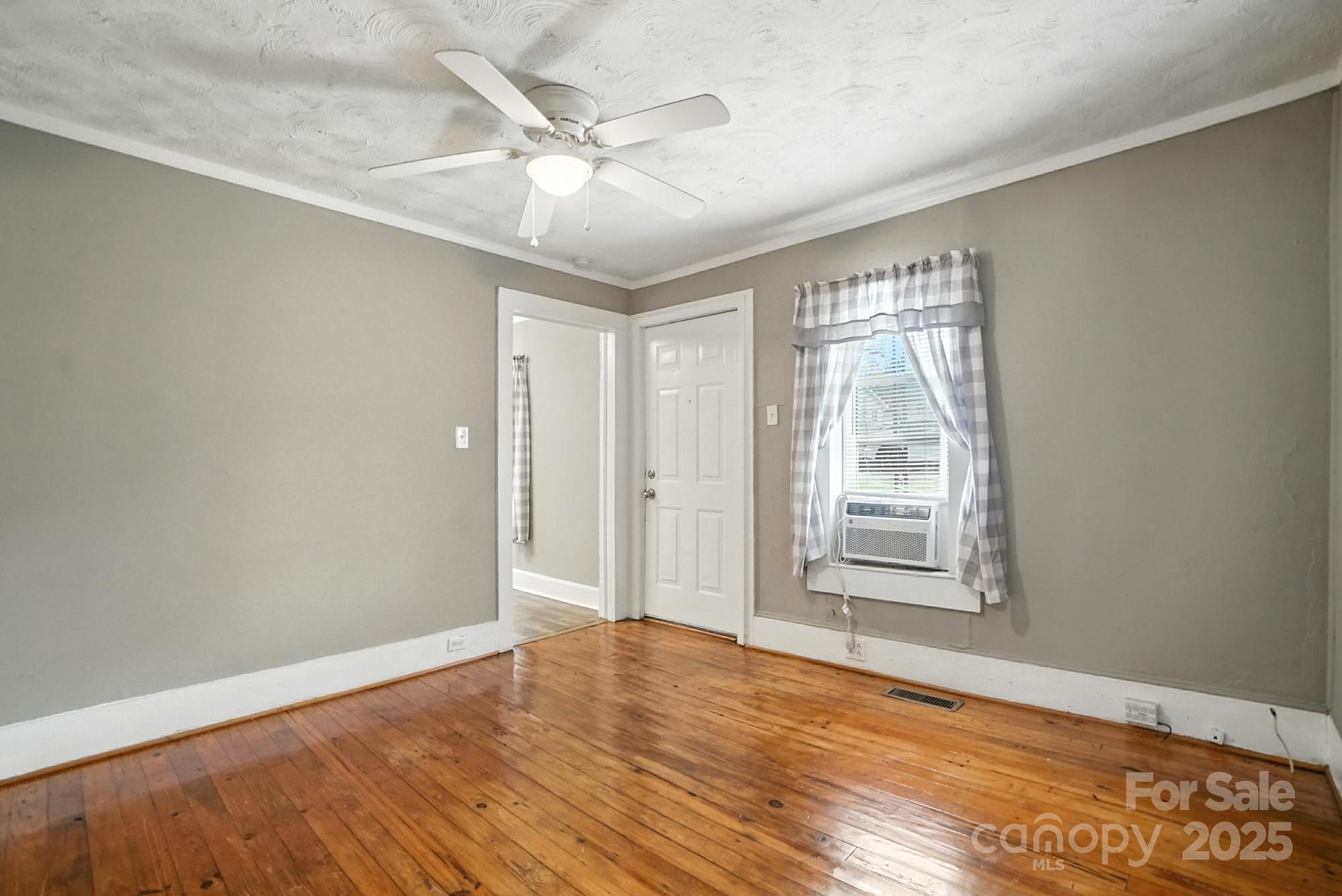 505 Park Circle