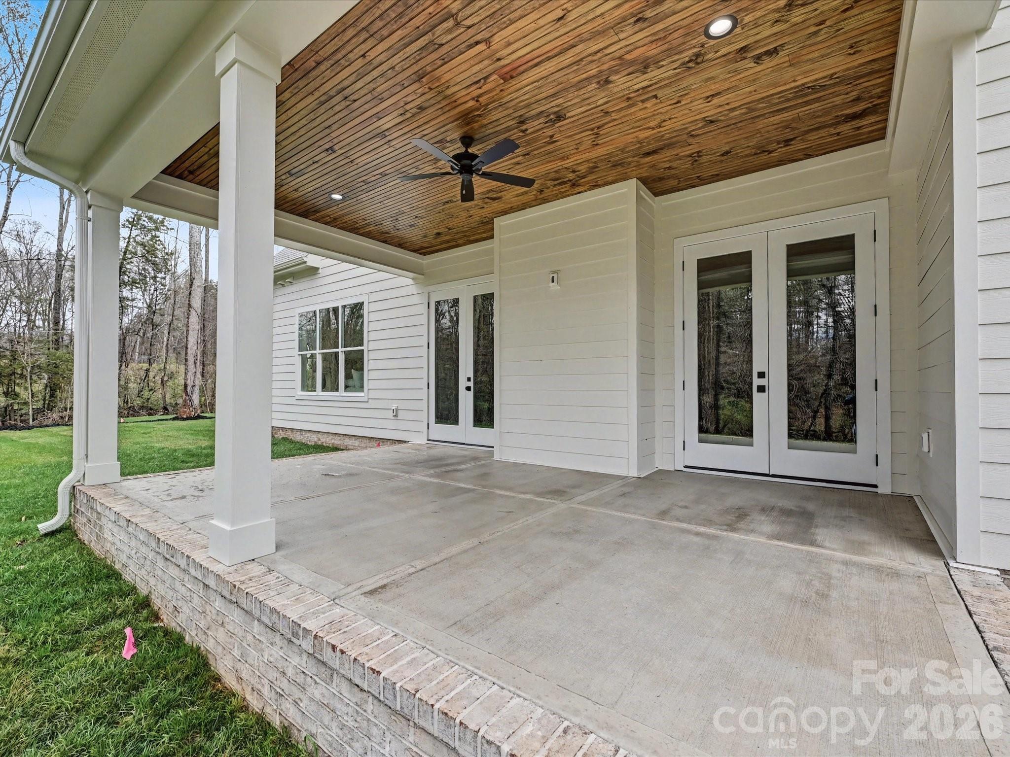 Southern Pine Lake - Residential