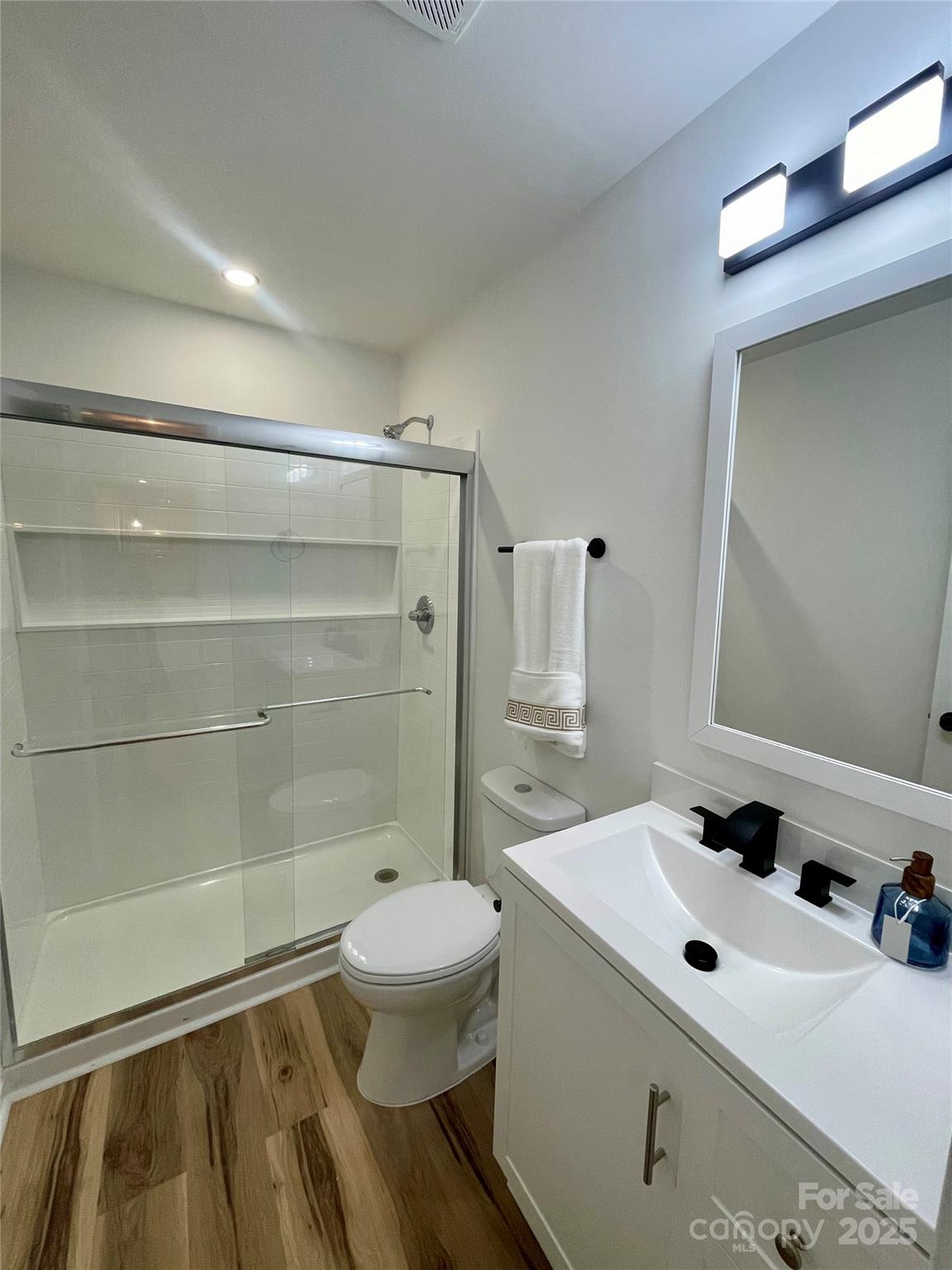 3905 Branding Iron Drive