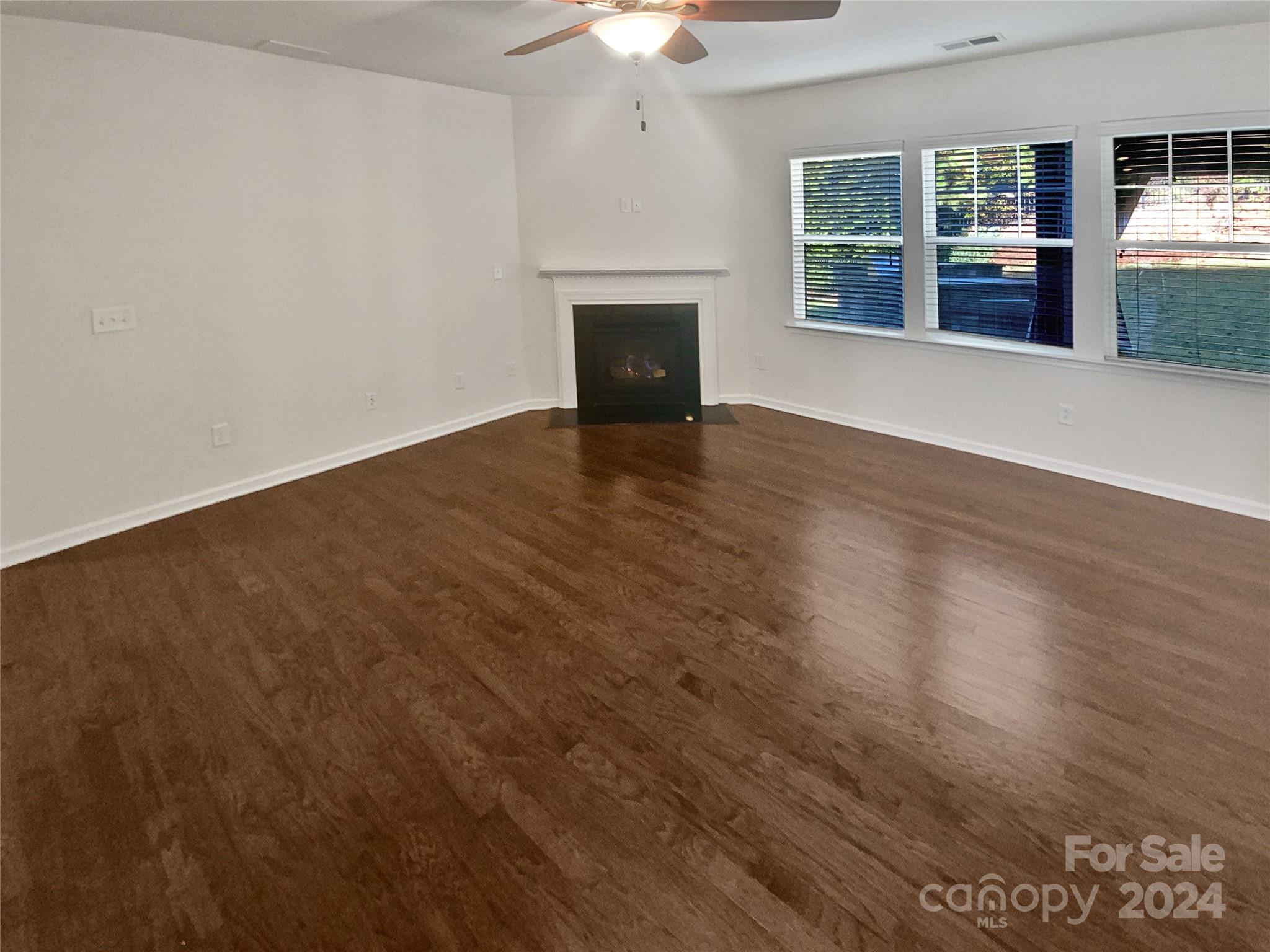6009 Landry Lane