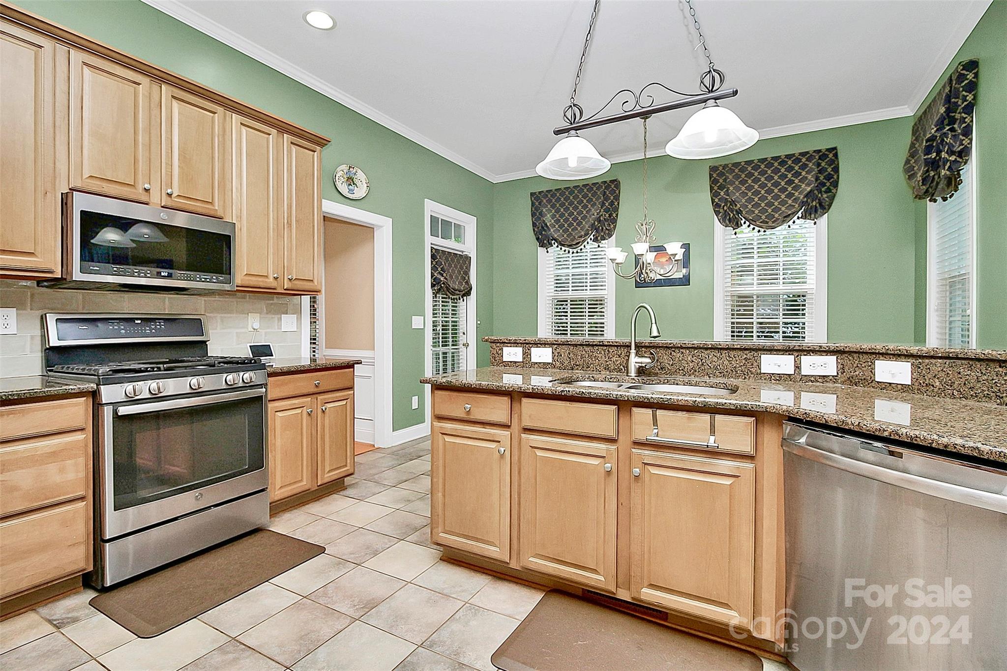 Hunter Oaks - Residential