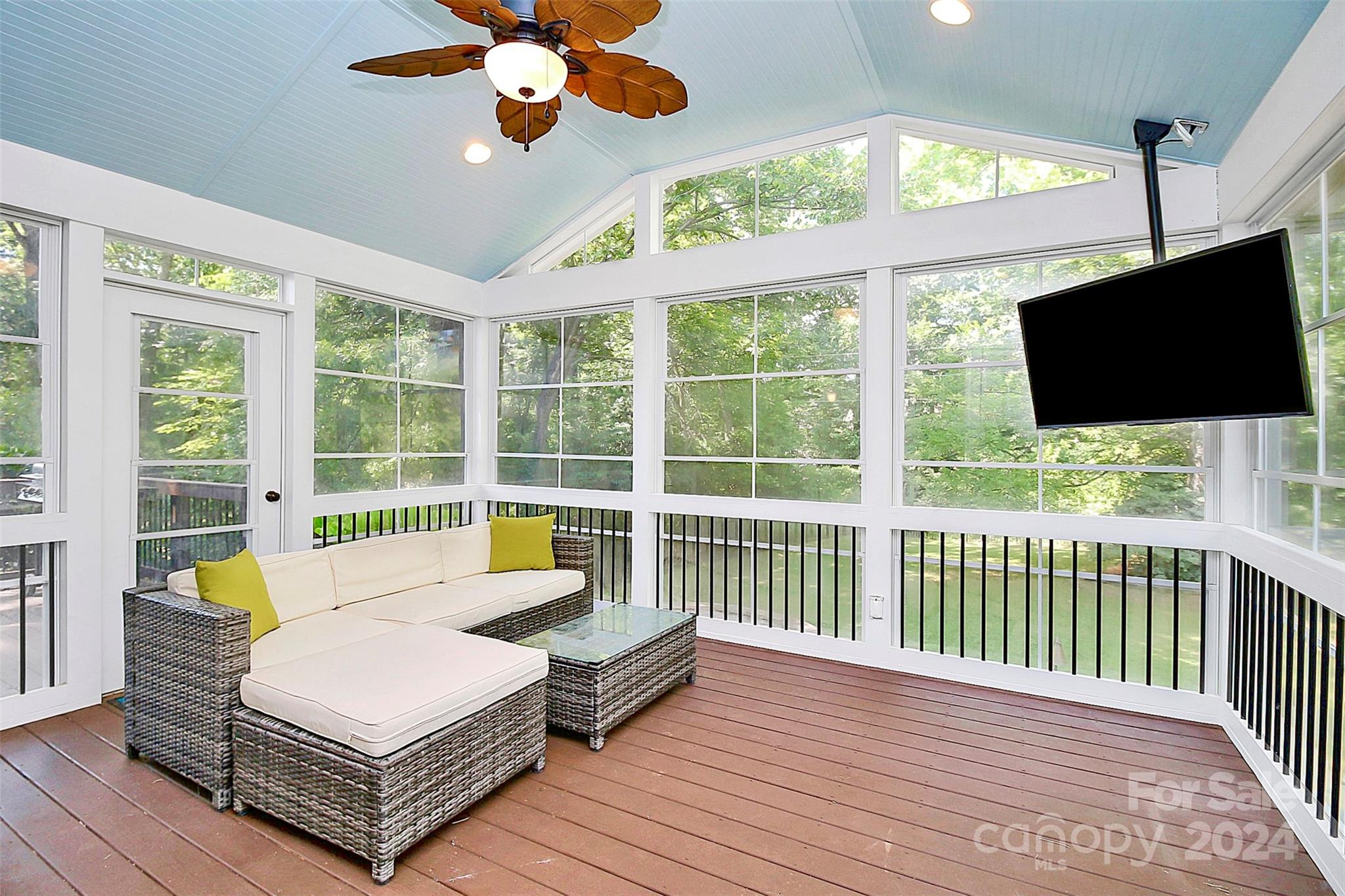 Hunter Oaks - Residential