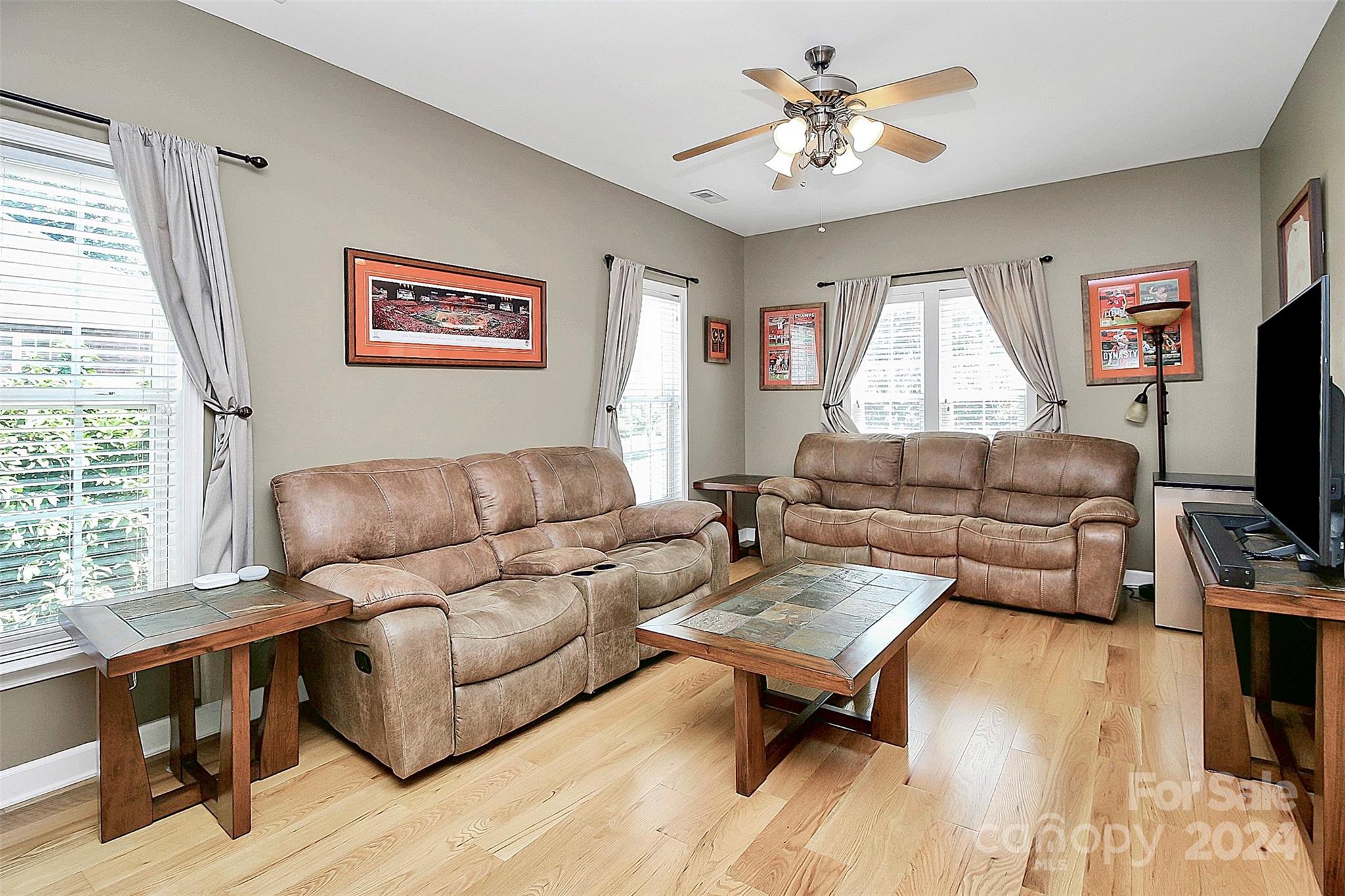Hunter Oaks - Residential