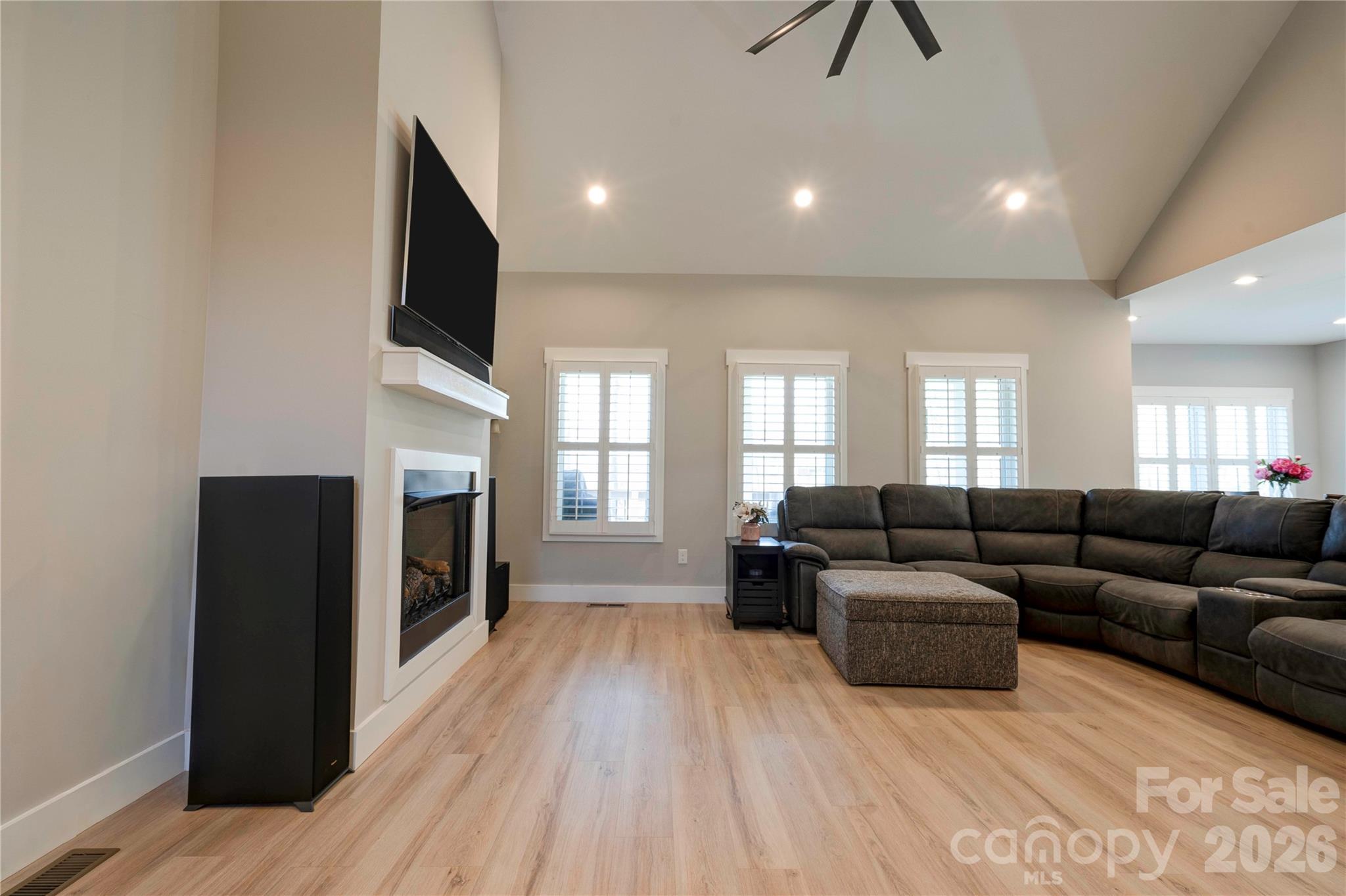 Hillcrest Acres - Residential