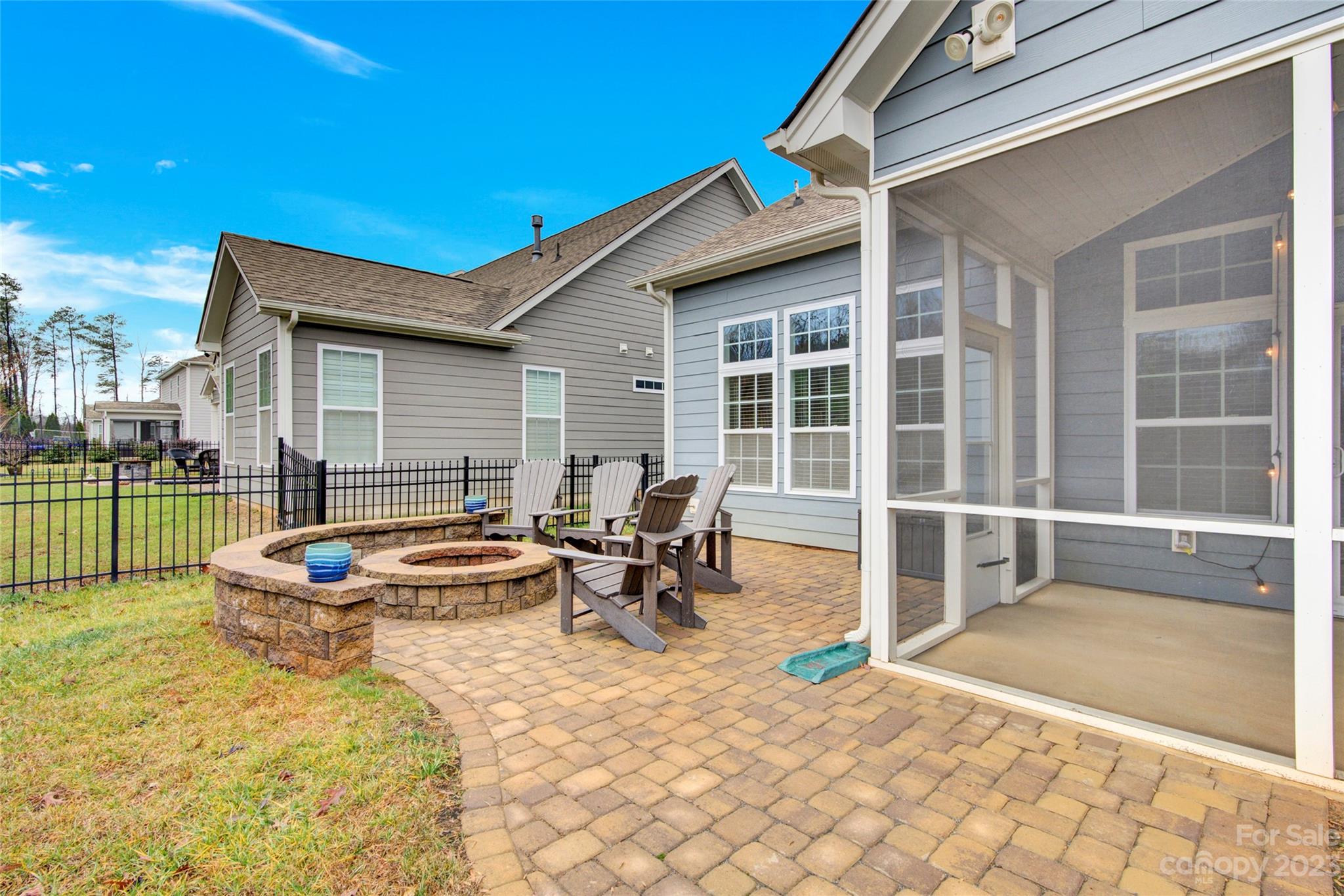 LakeWalk - Residential