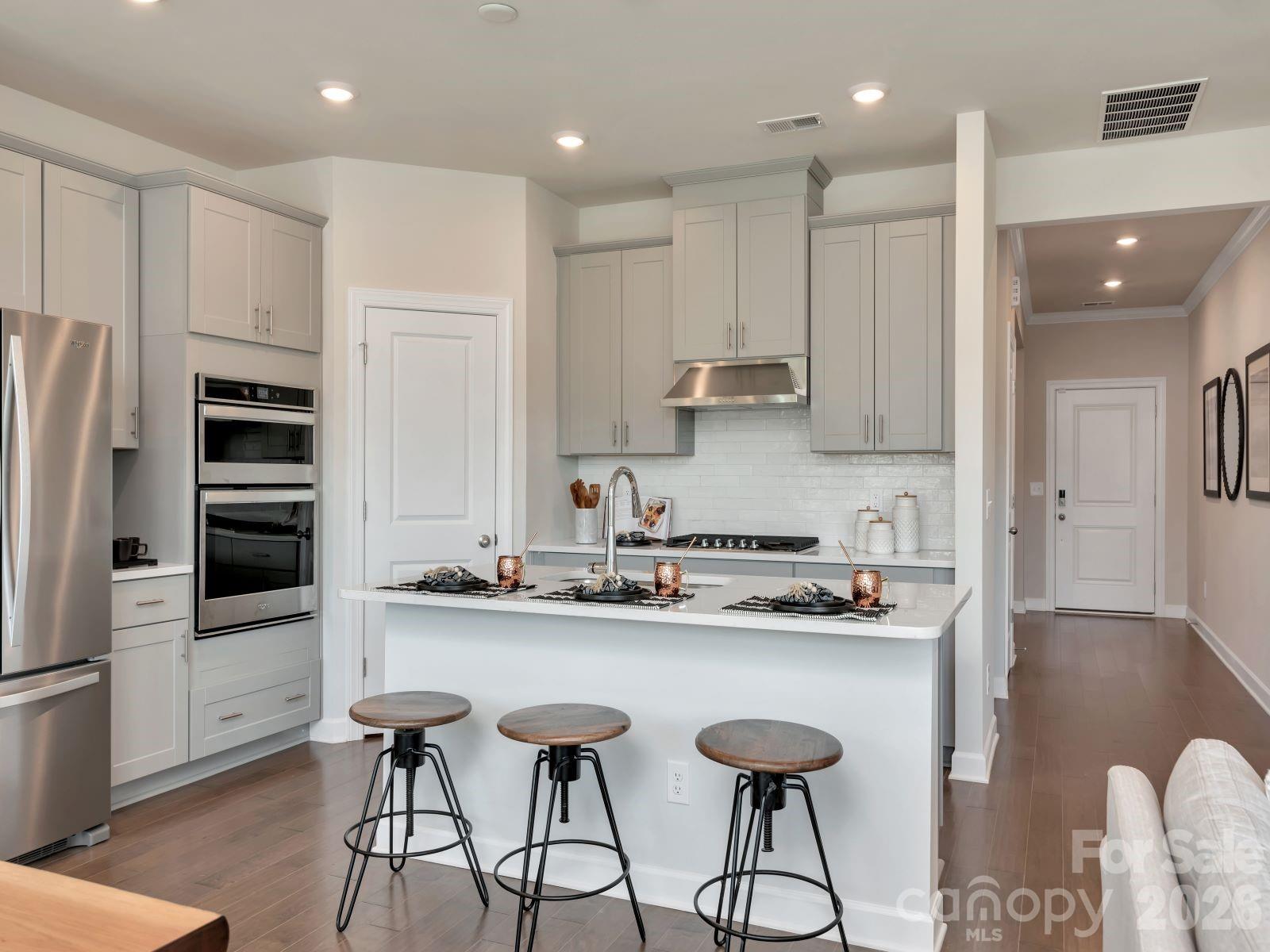 2440 Chartwell Street