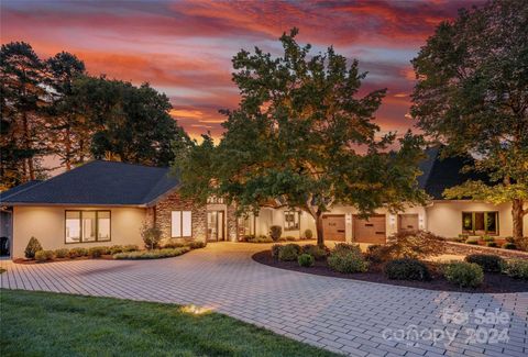 A home in Huntersville