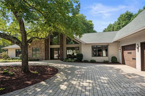 A home in Huntersville