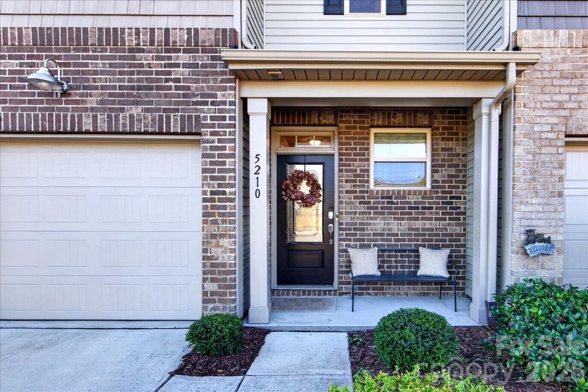 5210 Spanish Ivy Lane