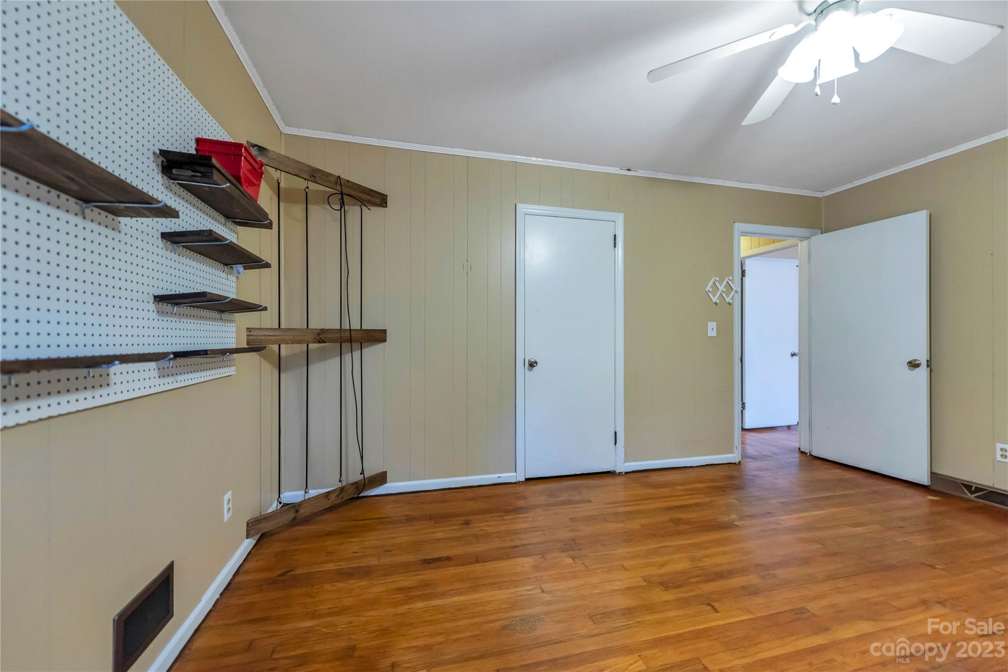 Thomas Acres - Residential