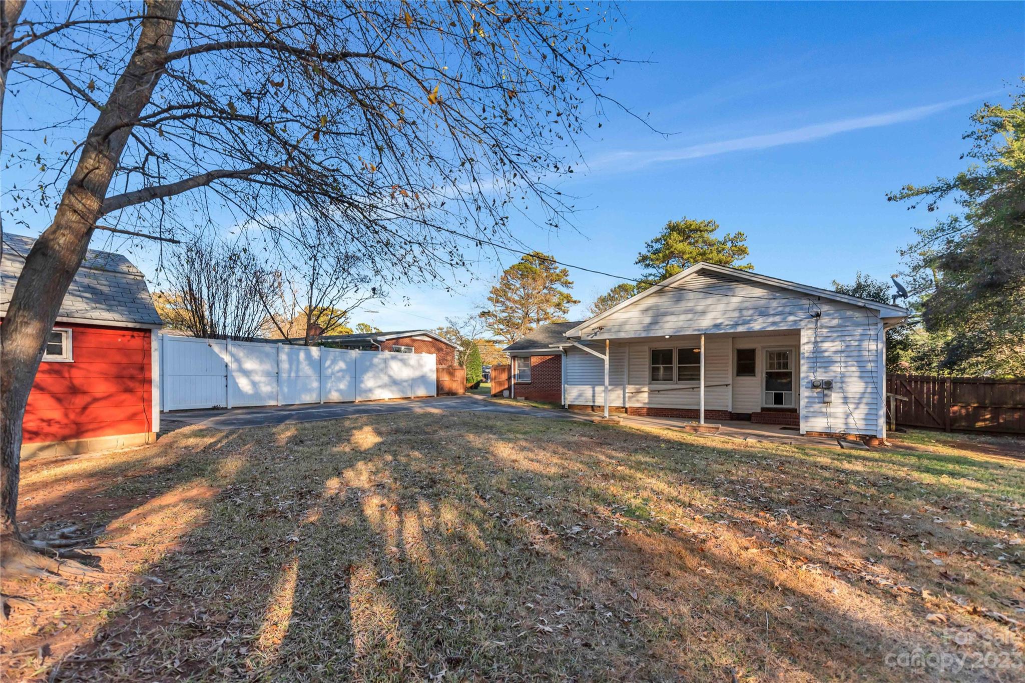 Thomas Acres - Residential