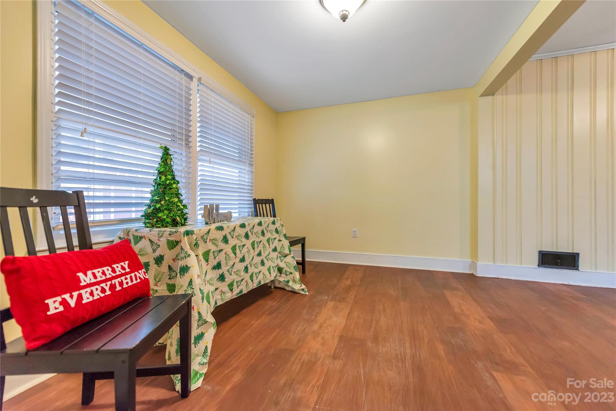 Thomas Acres - Residential