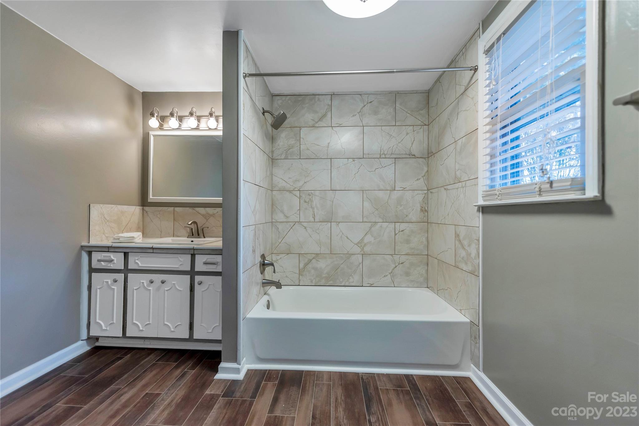 Thomas Acres - Residential