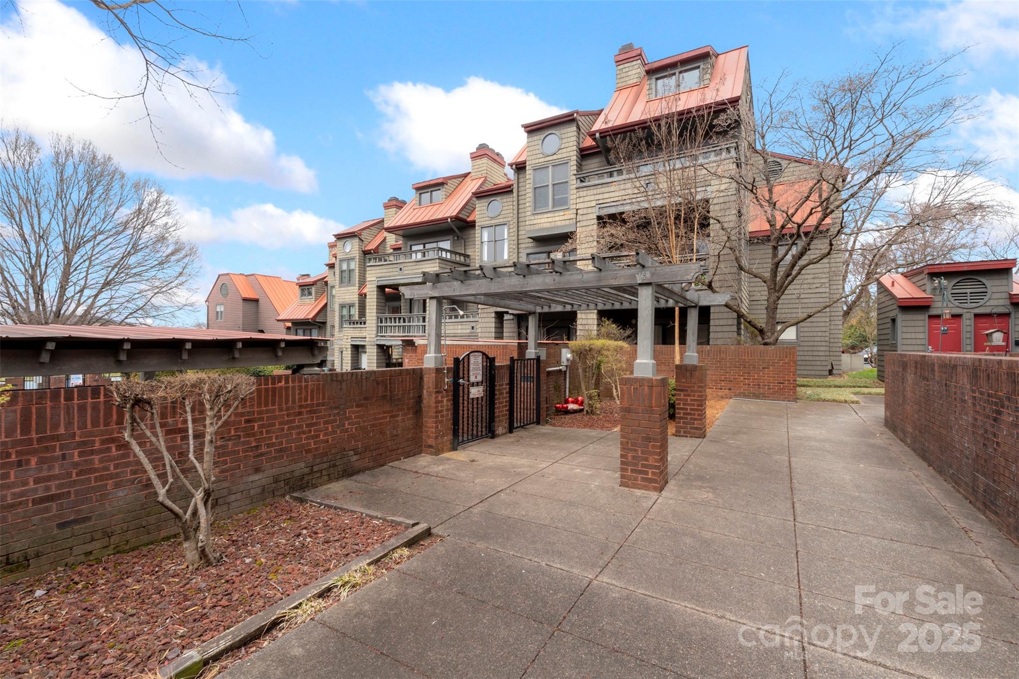 Lakeshore Village - Residential