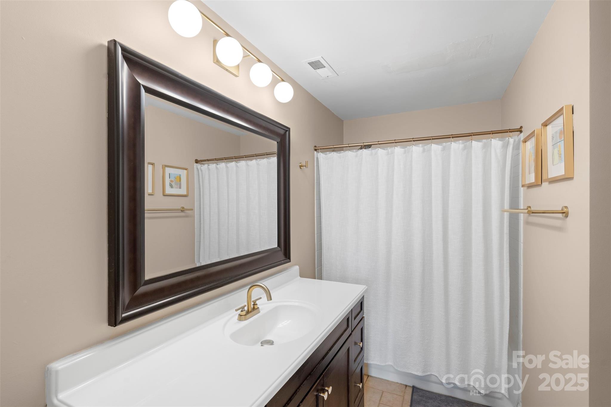 Lakeshore Village - Residential