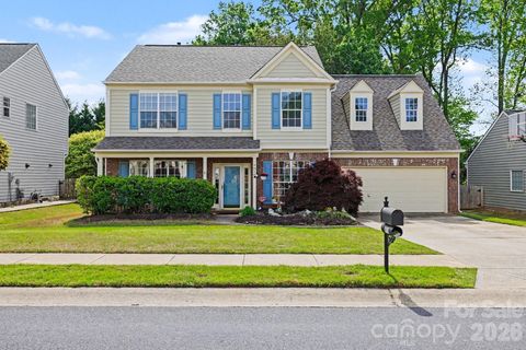 4018 Manor House Drive Charlotte NC 28270