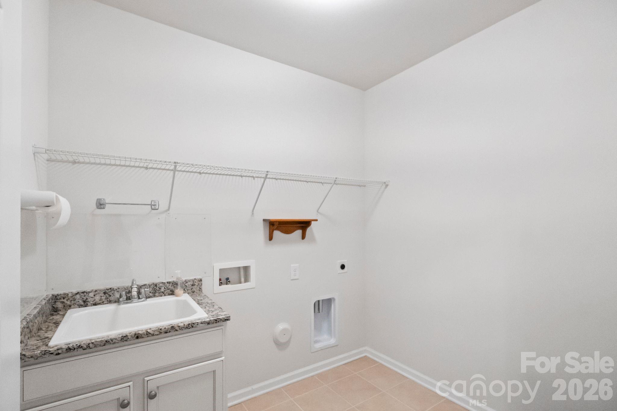 Imagery On Mtn Island - Residential