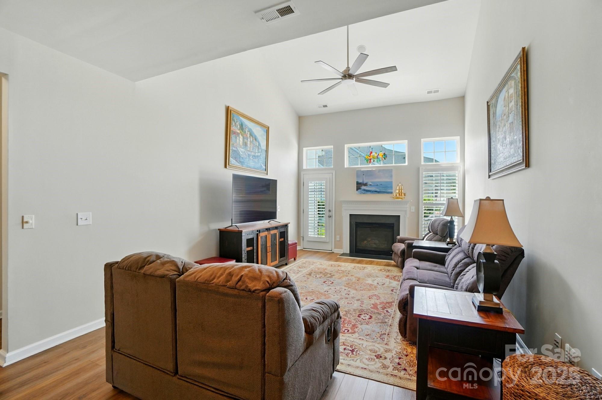 Fairway Townes - Residential