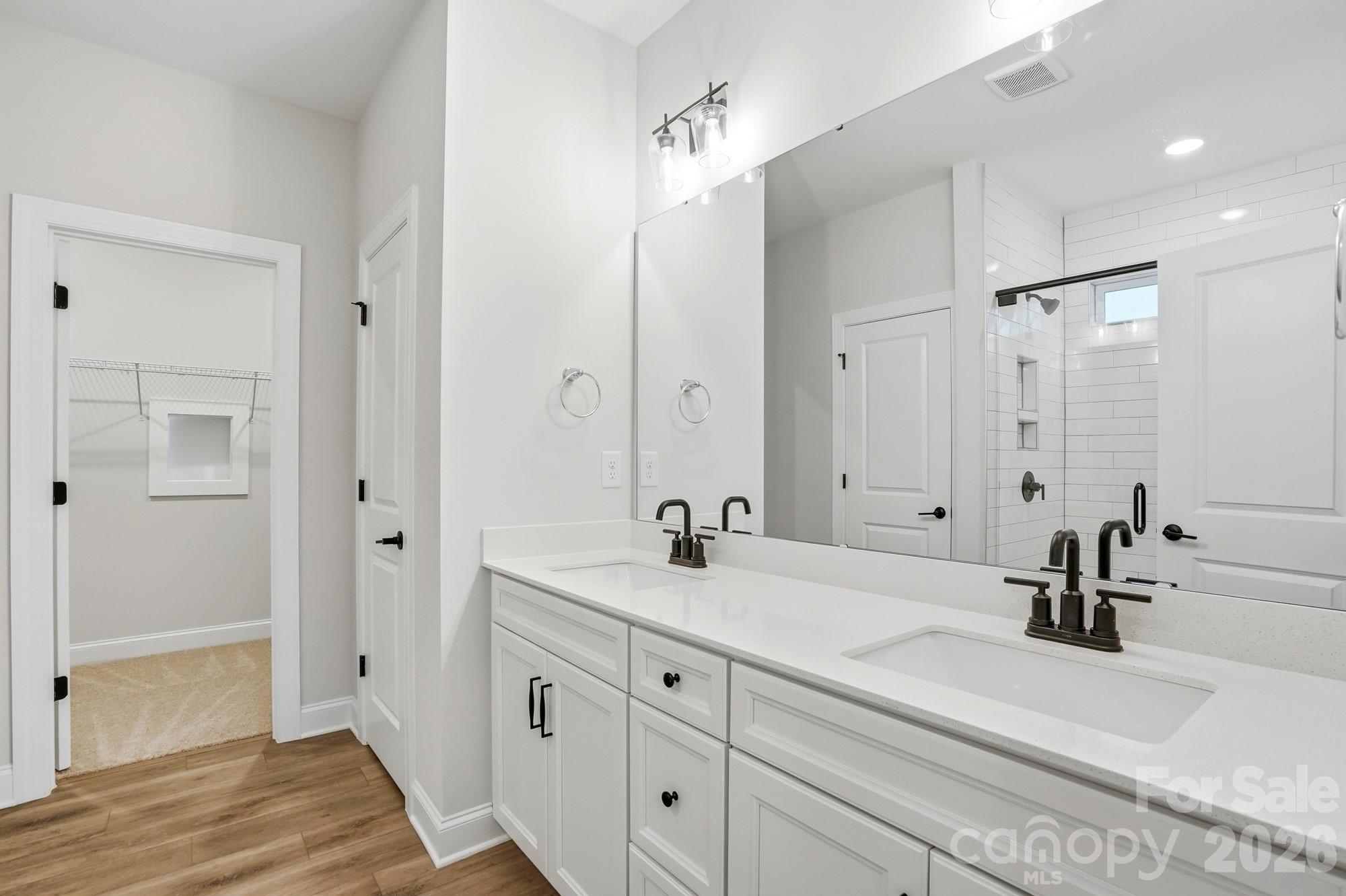 Founders Landing - Residential