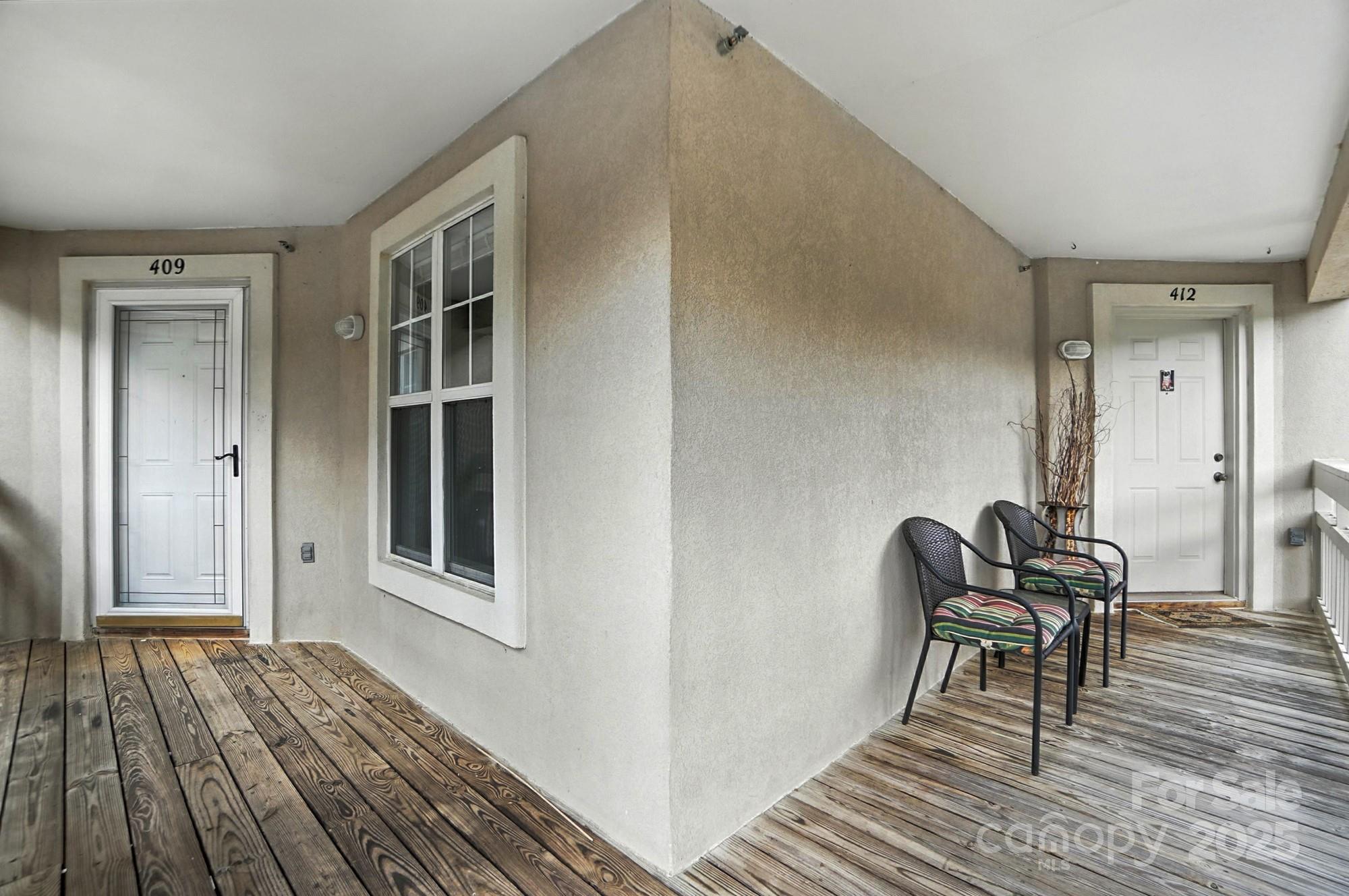 Pier 33 - Residential