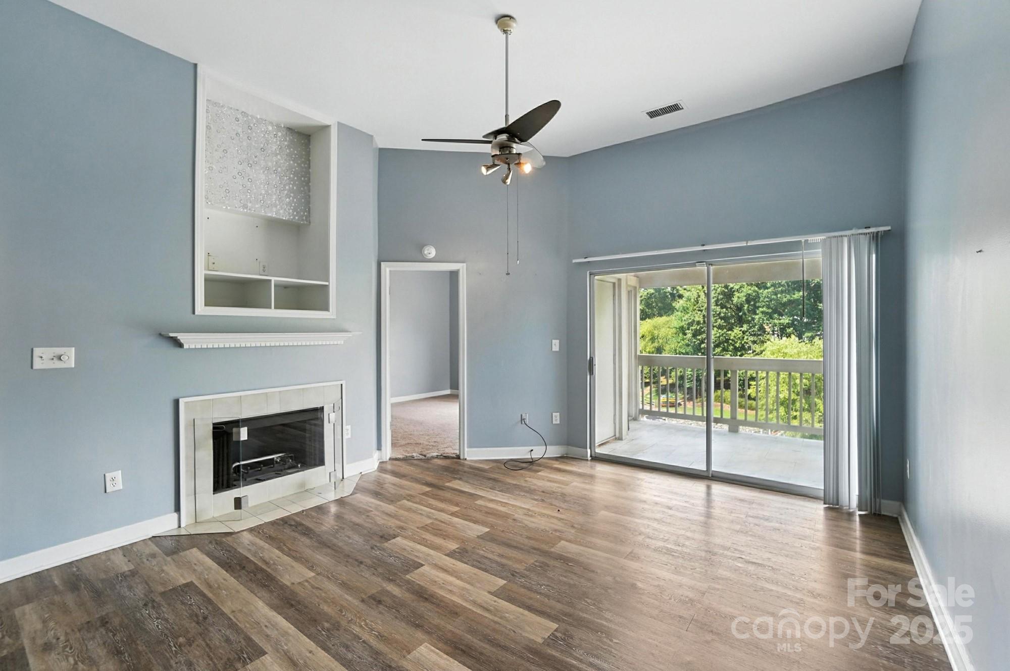 Pier 33 - Residential