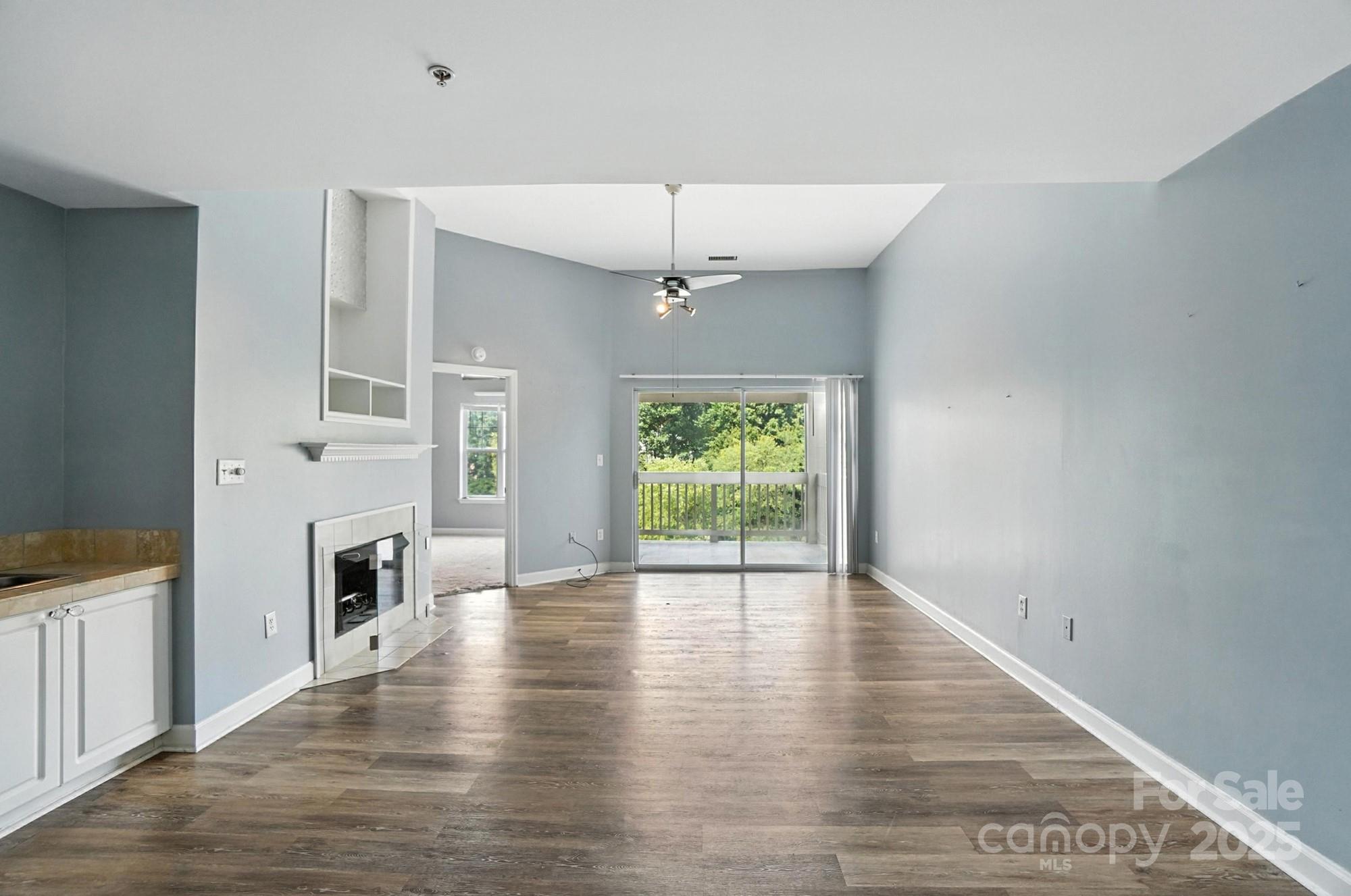 Pier 33 - Residential
