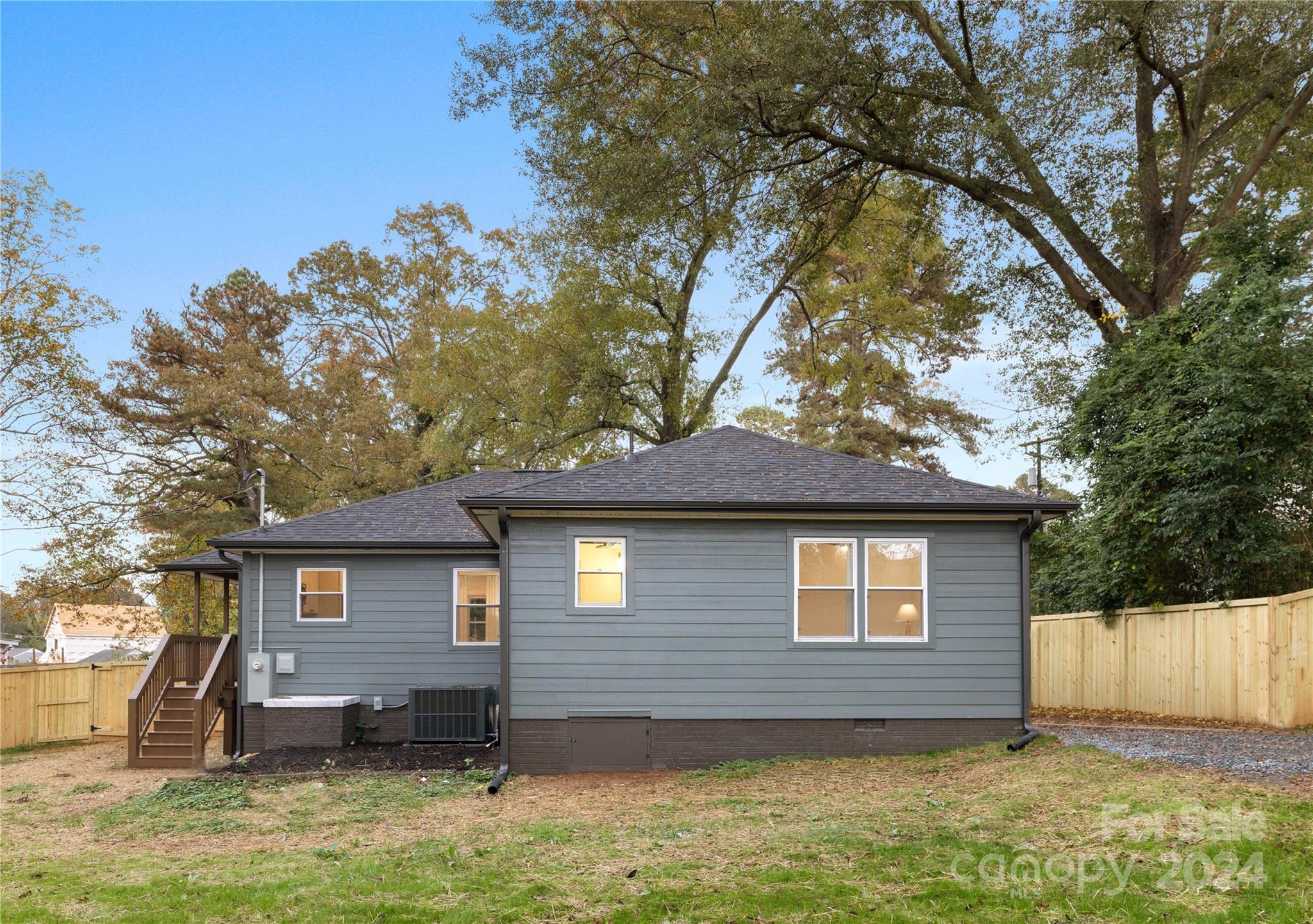 West Blvd - Residential