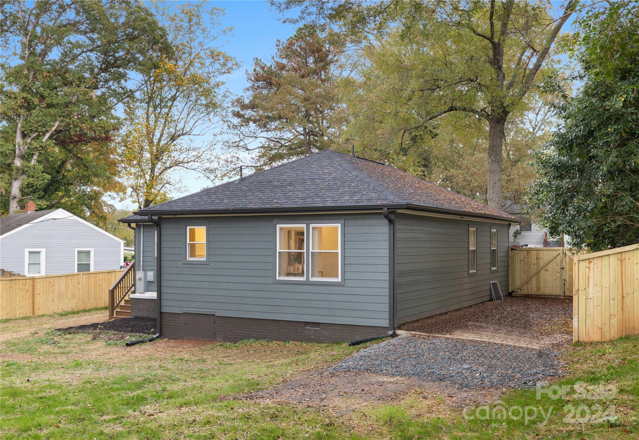 West Blvd - Residential