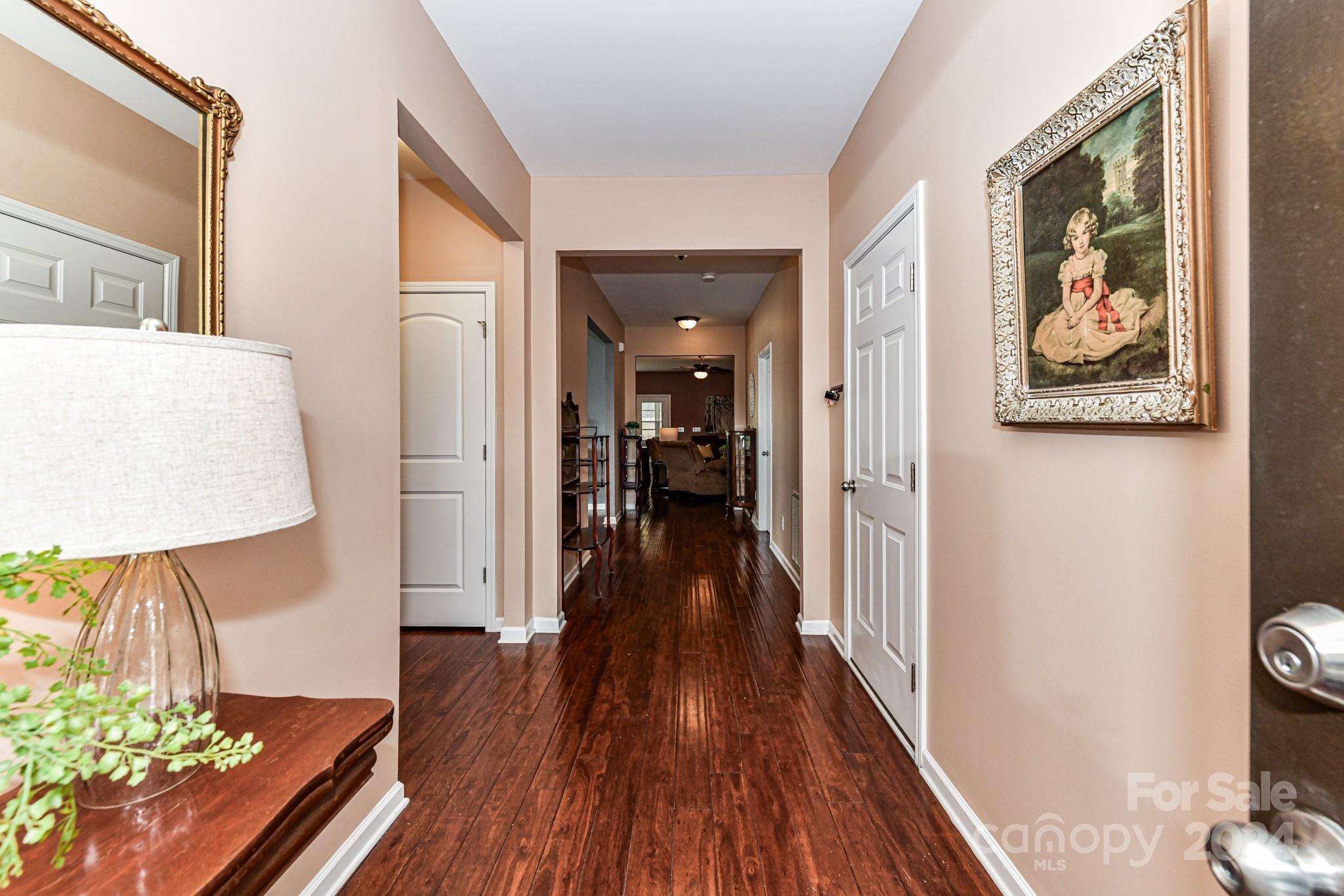 Ellis Pond - Residential