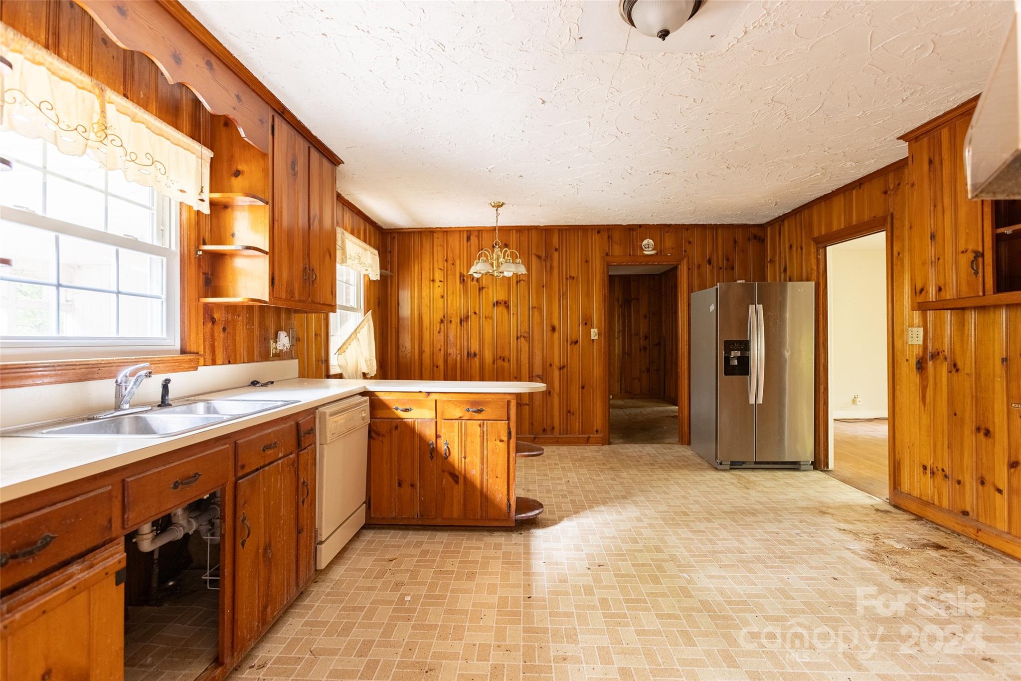 Thomas Acres - Residential