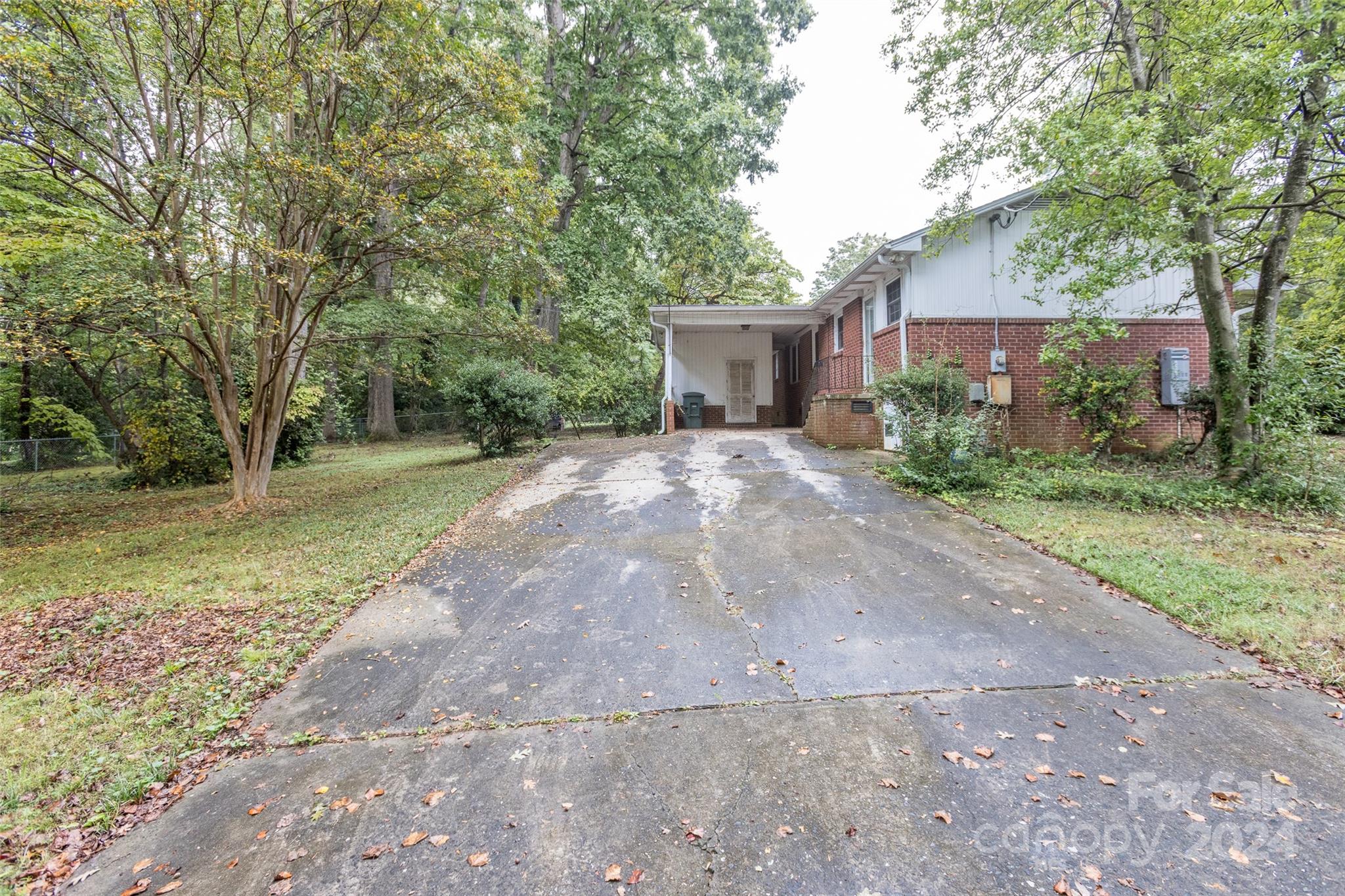 Thomas Acres - Residential