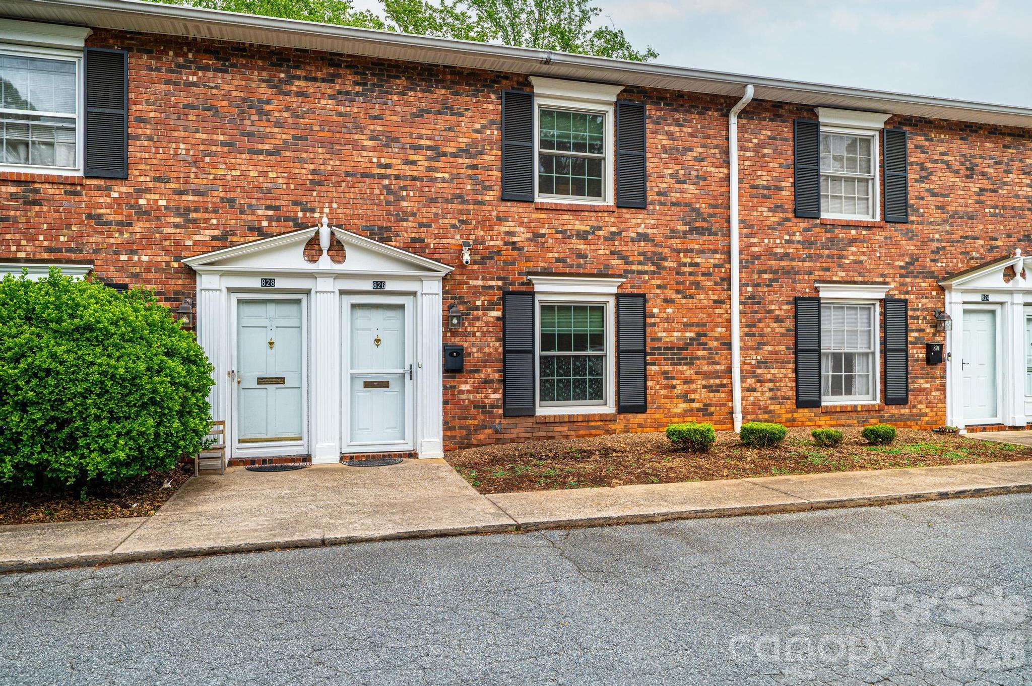Briarbrook - Residential