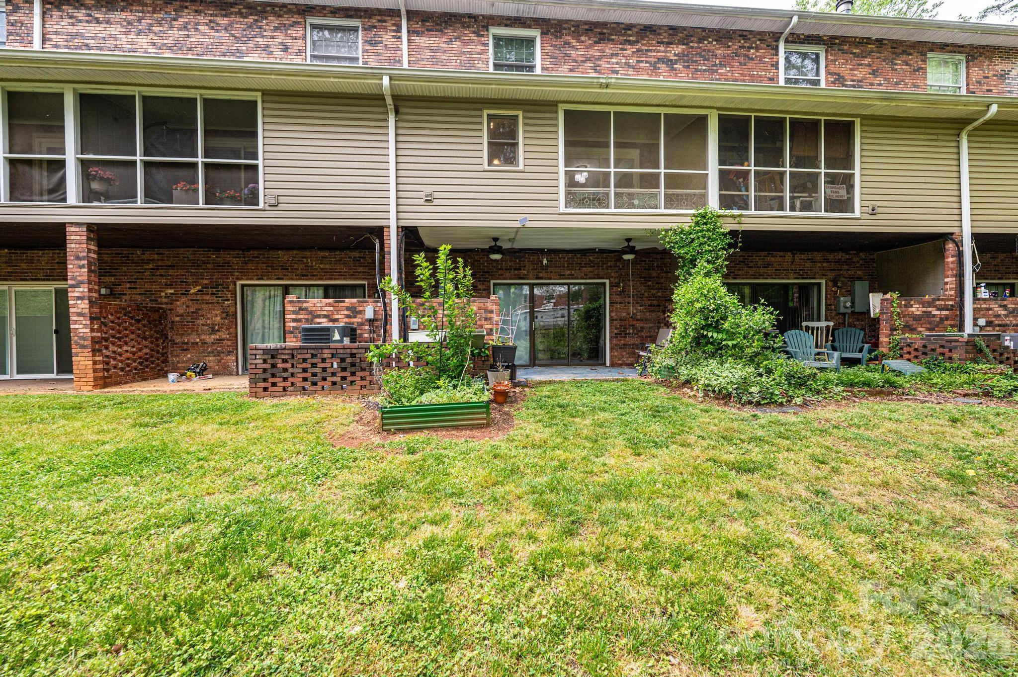 Briarbrook - Residential