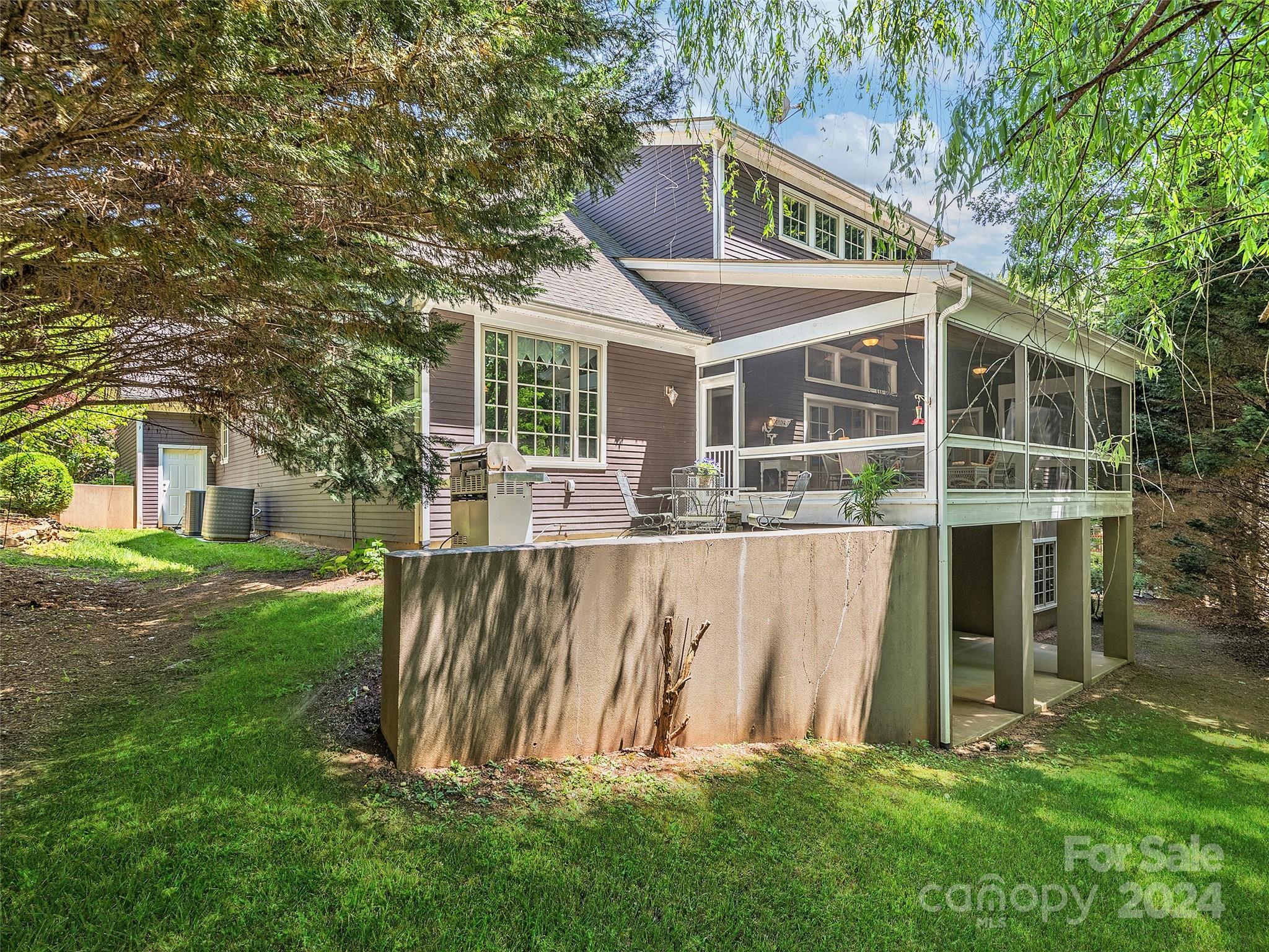 Bennington Oaks - Residential