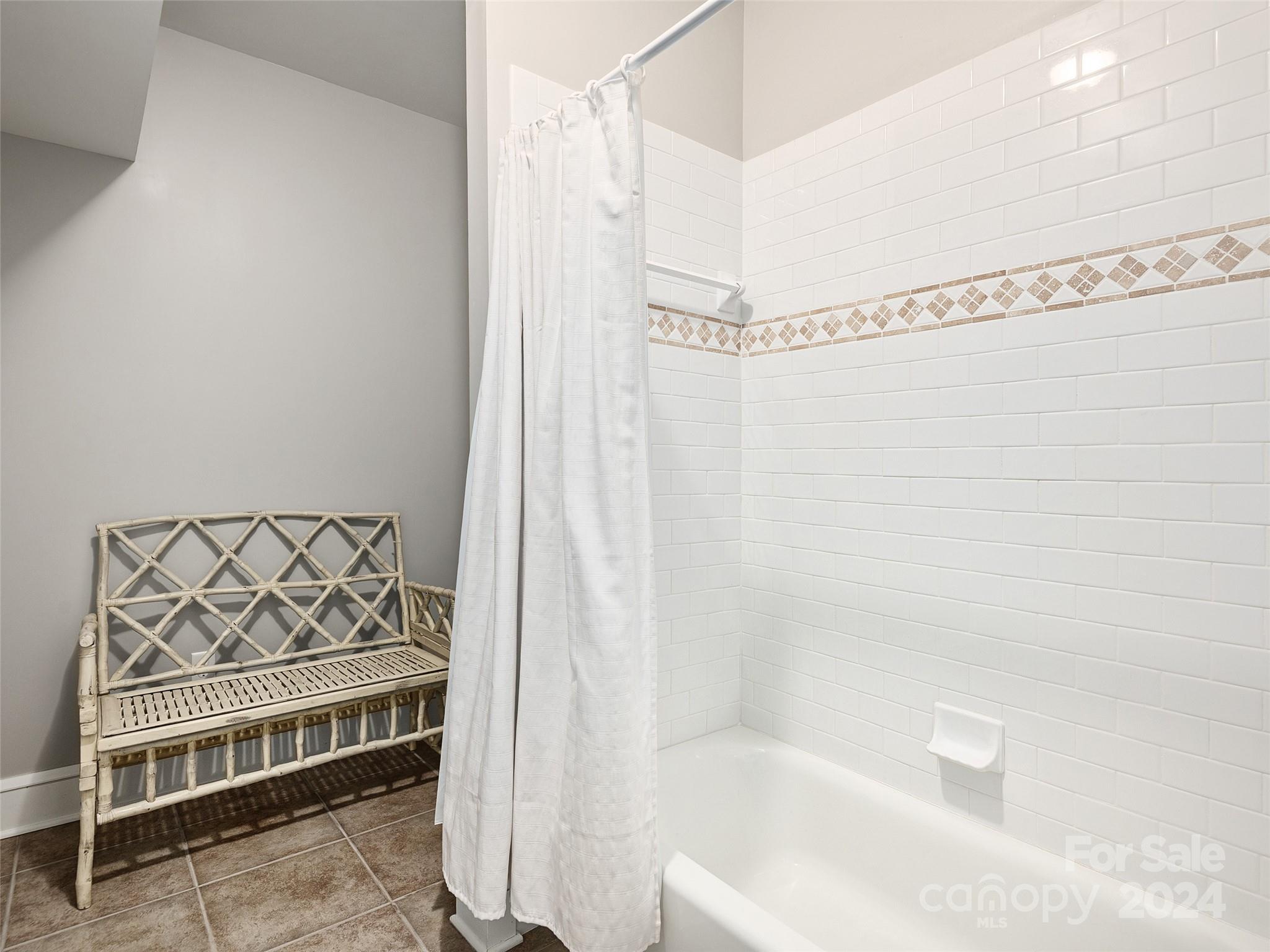 Bennington Oaks - Residential