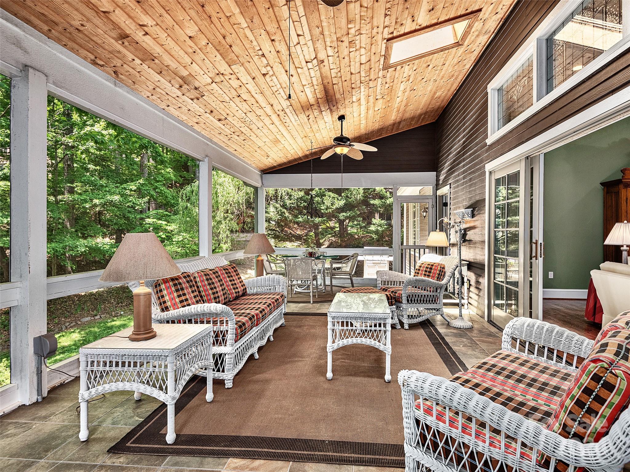 Bennington Oaks - Residential