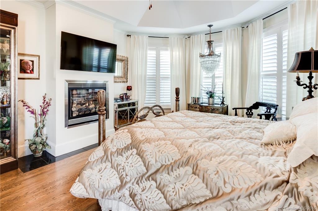 100 Norman Place - Residential