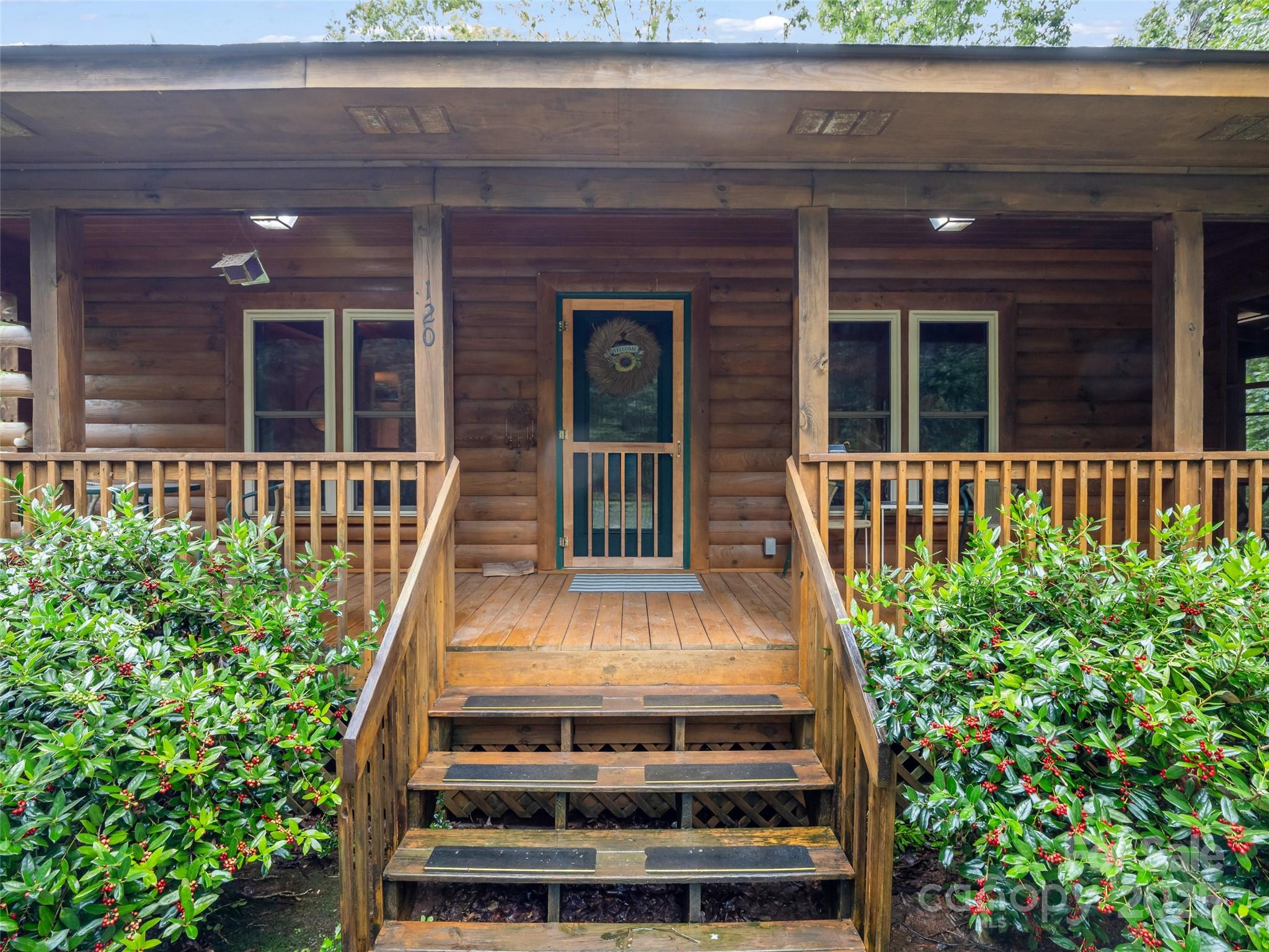 120 Sasafras Ridge