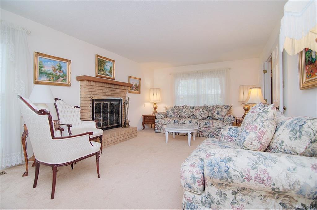 Tega Cay - Residential