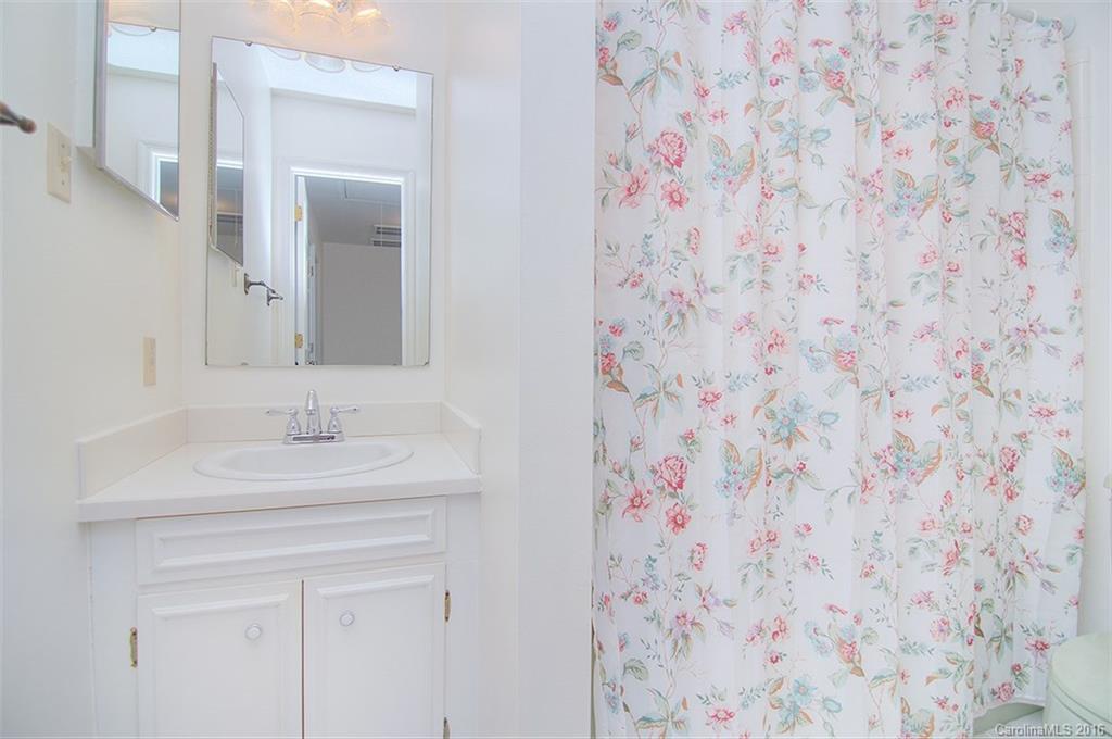 Tega Cay - Residential