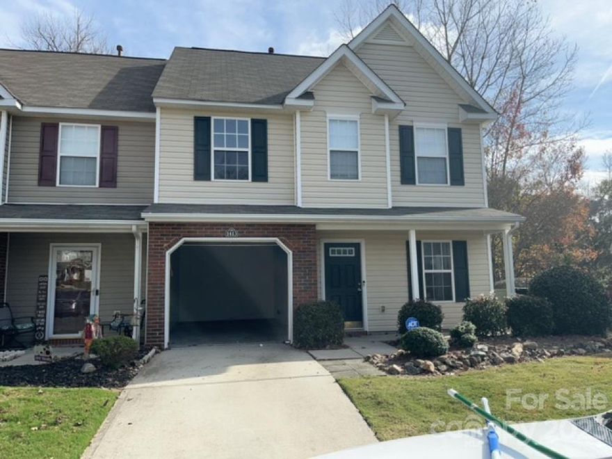 Beautiful 2 story end unit home with neutral paint and flooring throughout. Rear deck provides outdoor entertaining space with steps down into grassy common area. 1 car garage plus 1 driveway space.