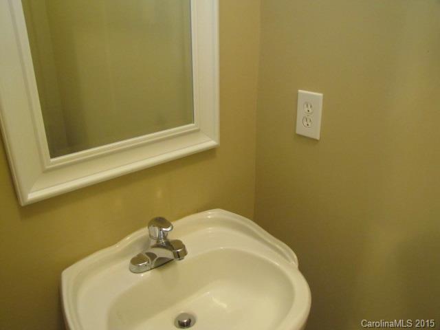 Highland Creek - Residential Lease